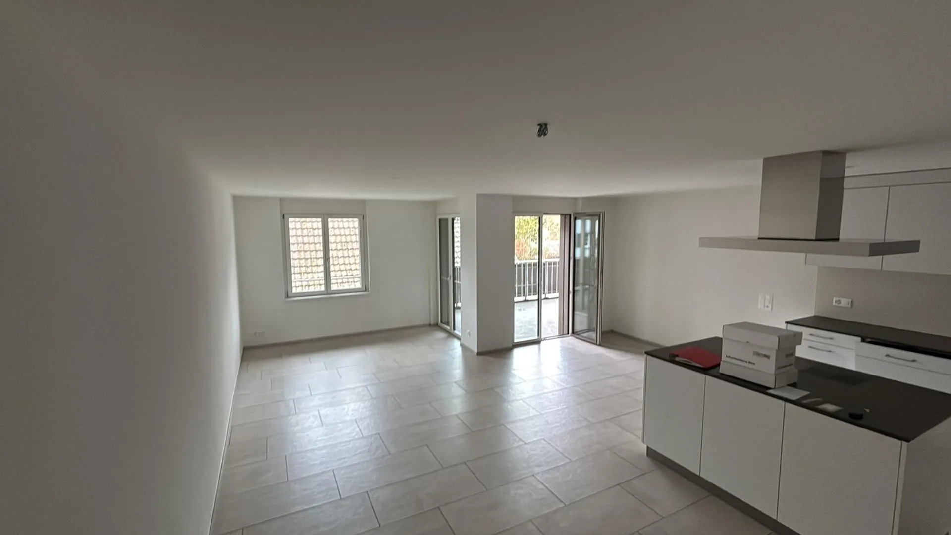 Moderne 4.5 Zi Whg nahe Dielsdorf/Bülach (Familienfreundlich/Paare)
