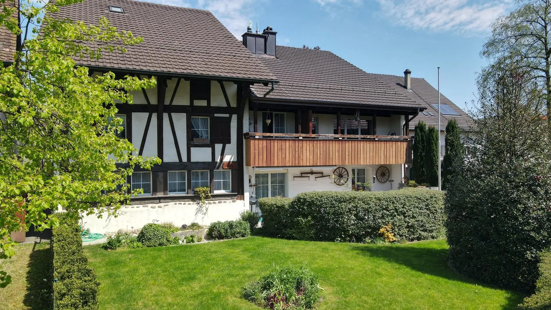 Liebhaberobjekt mit Renditepotenzial an ruhiger und zentraler Lage in Dietlikon