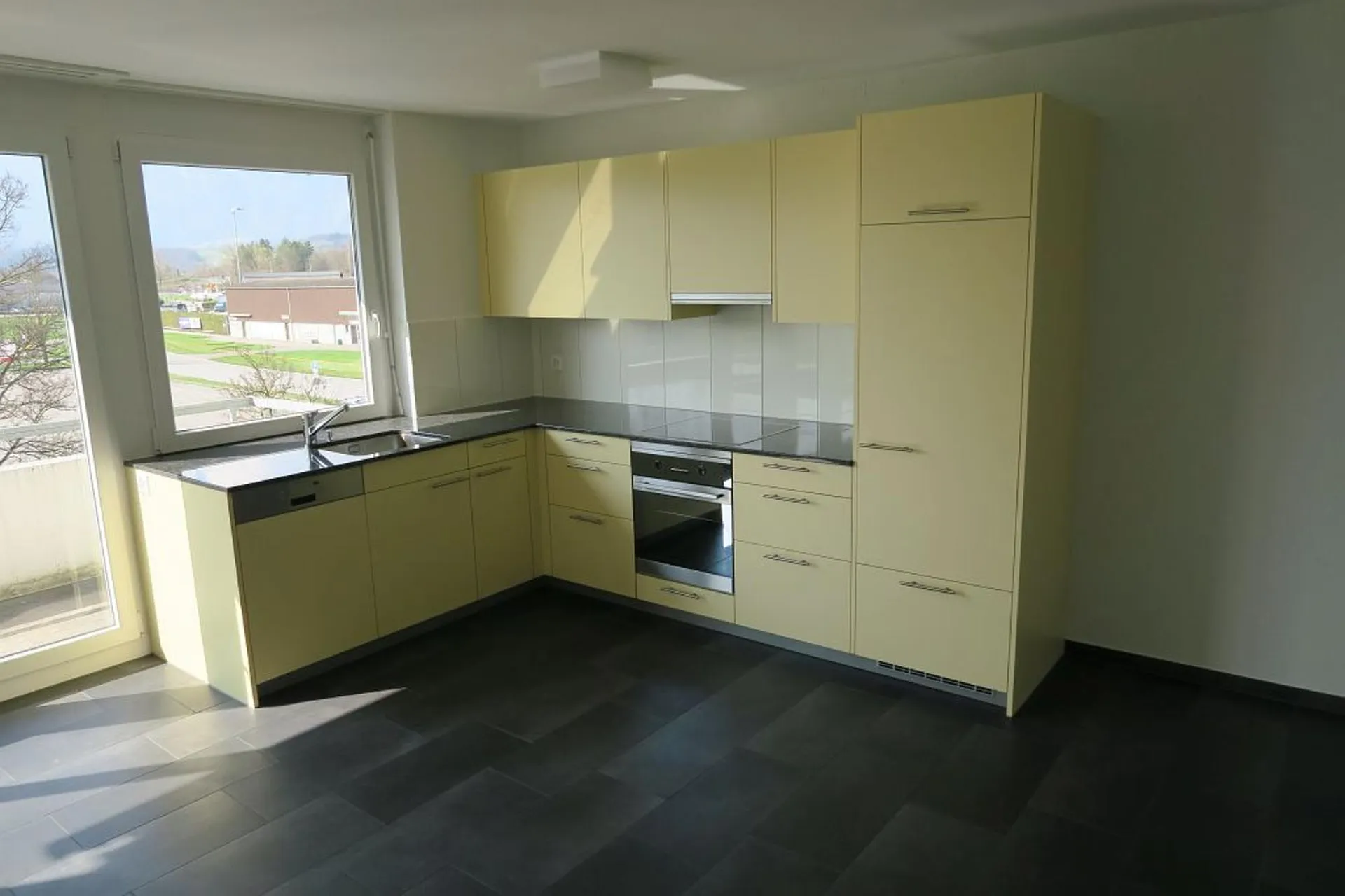 gemütliche 2.5-Zimmerwohnung, 1. Stock mitte