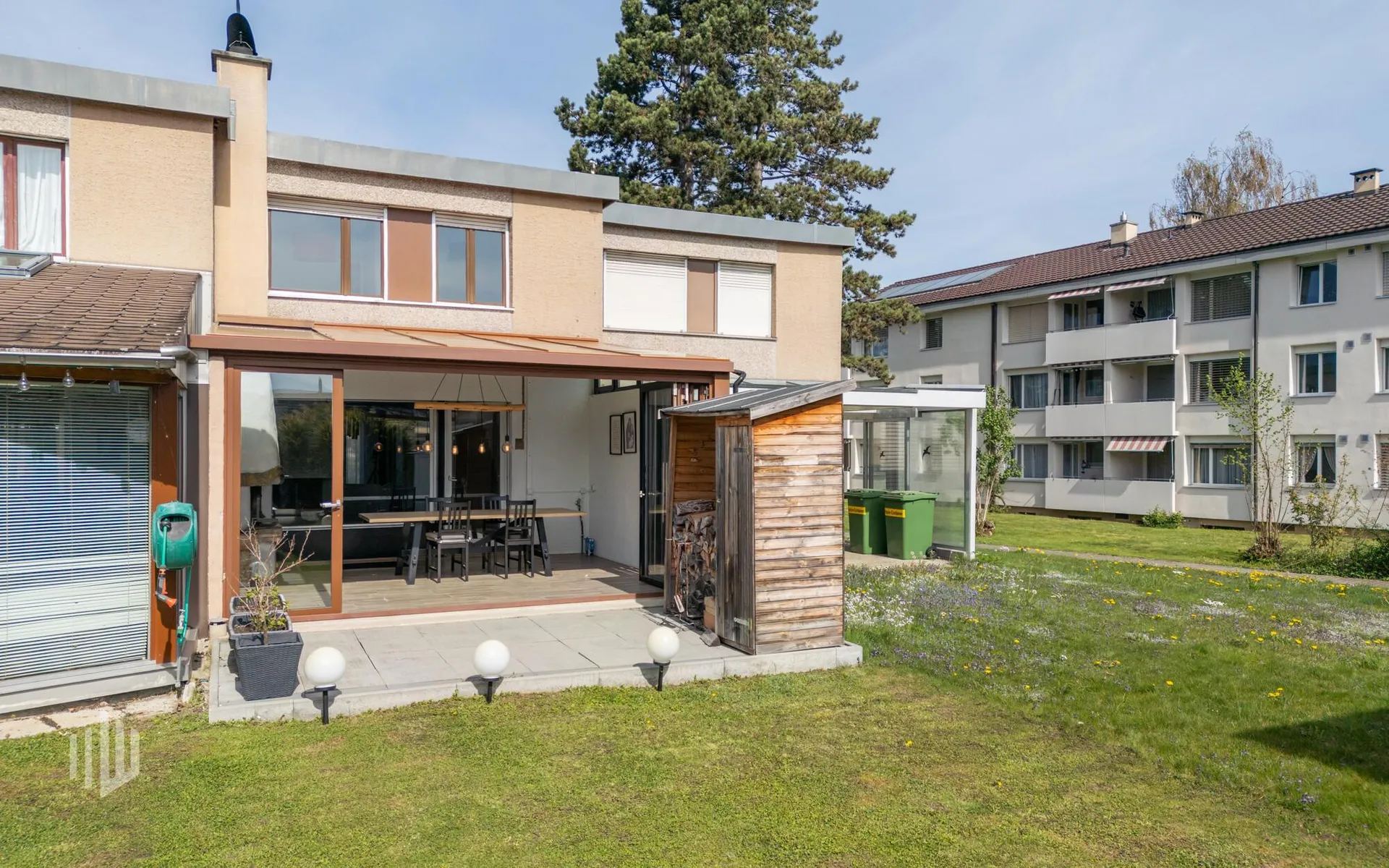 ImmoWyss -  Schmuckes Reihen-Einfamilienhaus an ruhiger Lage Nähe See