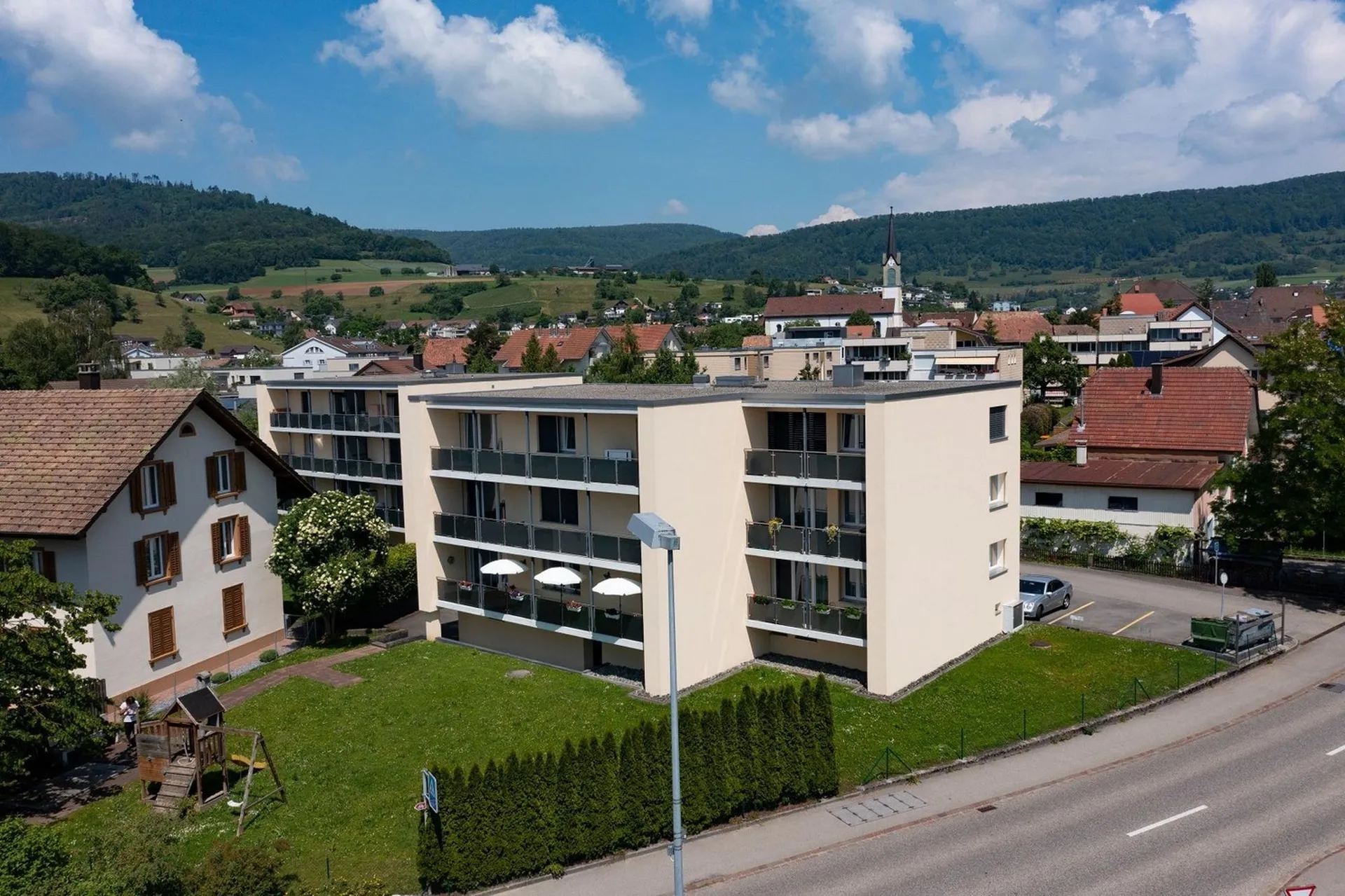 Helle und moderne Wohnung an zentraler Lage