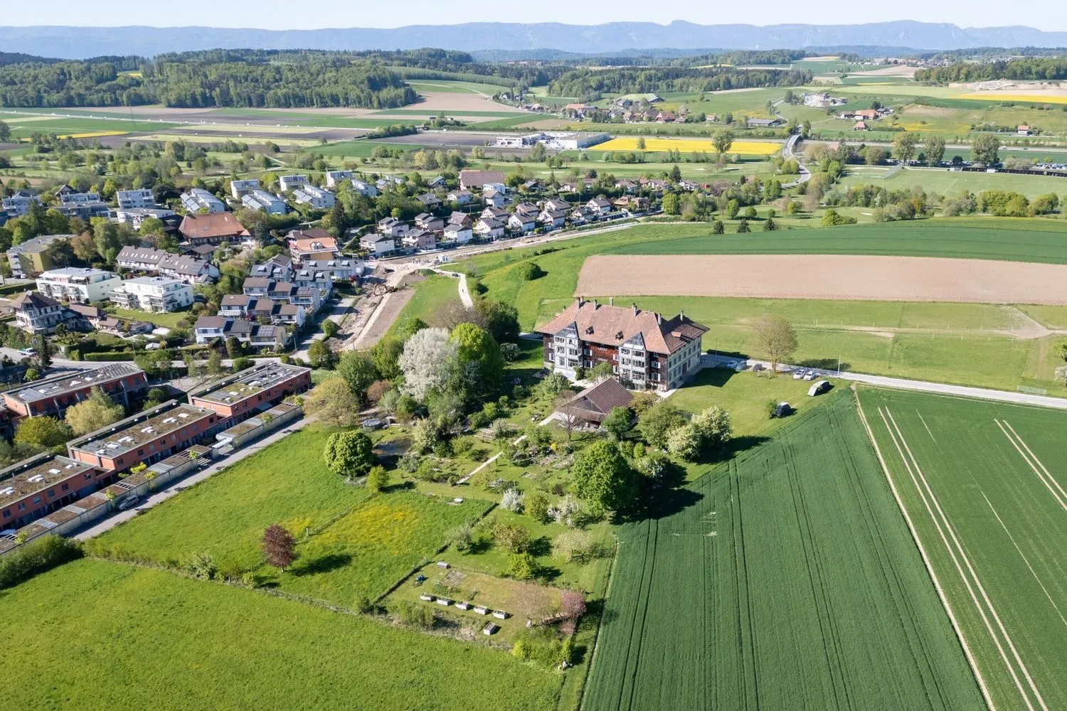 Ein Platz im Paradies mit 4.5 Zimmer (und vermietetem Teil)