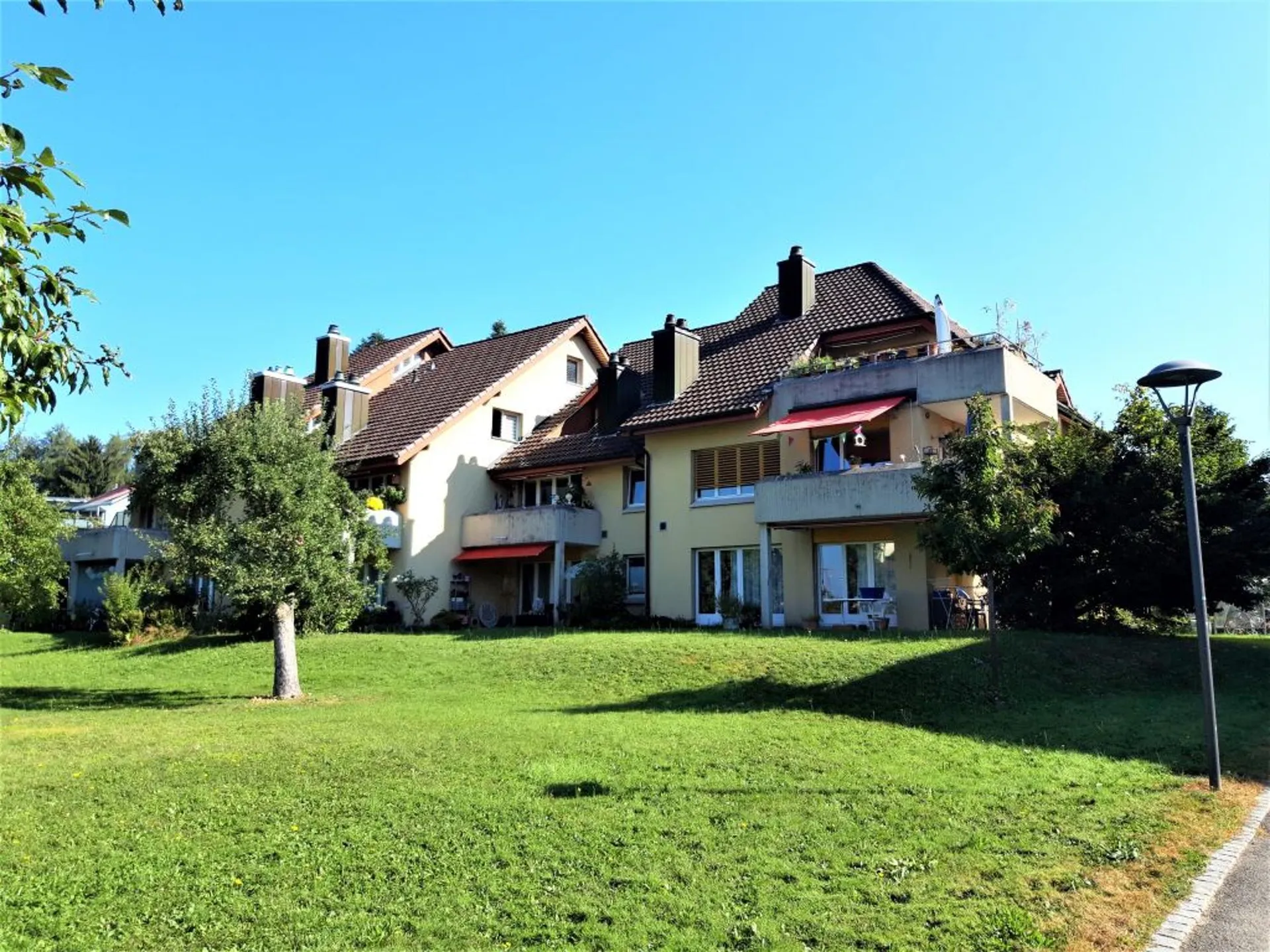 3 1/2 Zimmerwohnung, EG rechts