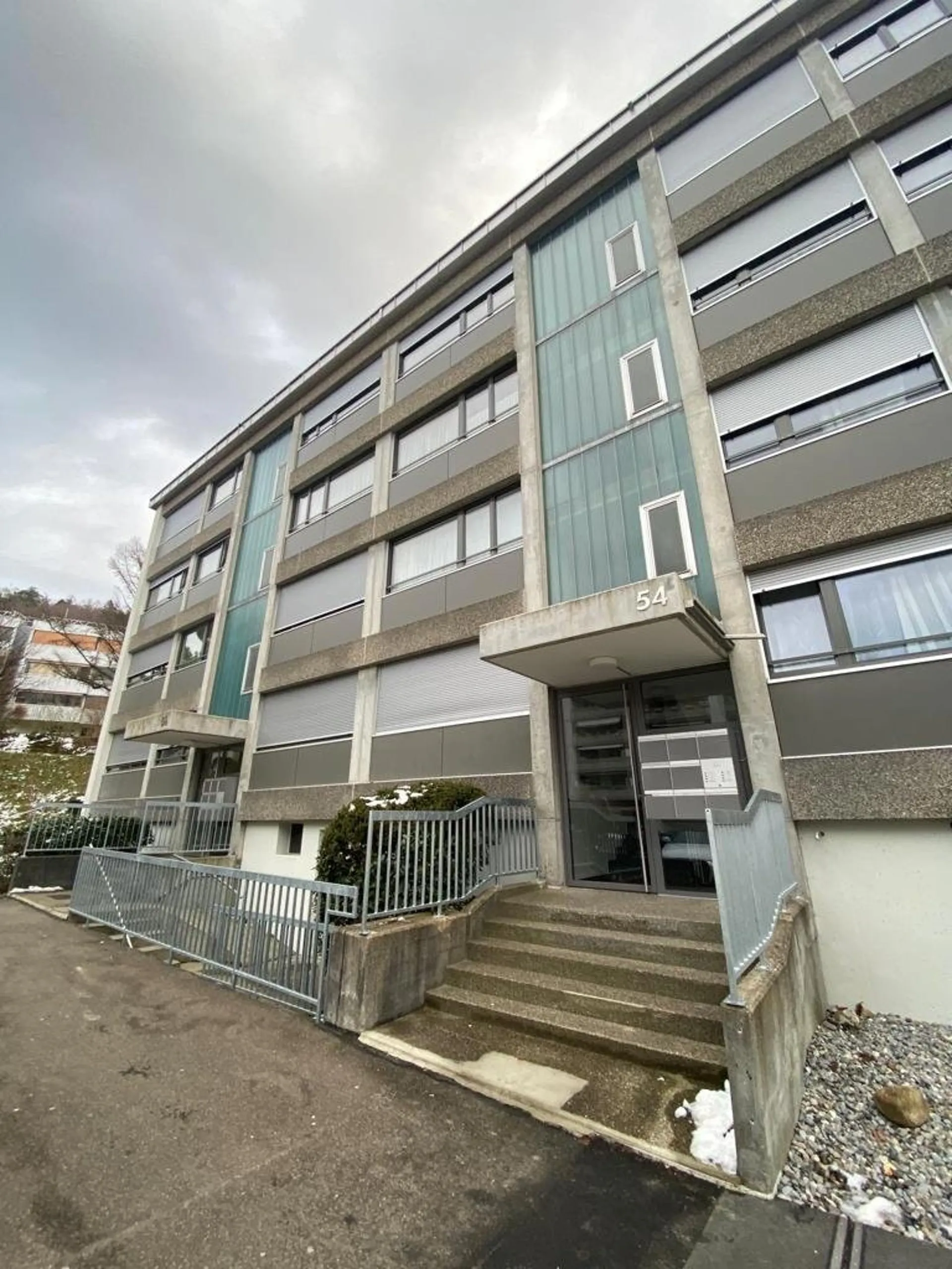 Charmante 3-Zimmerwohnung mit sonnigem Balkon in Ittigen