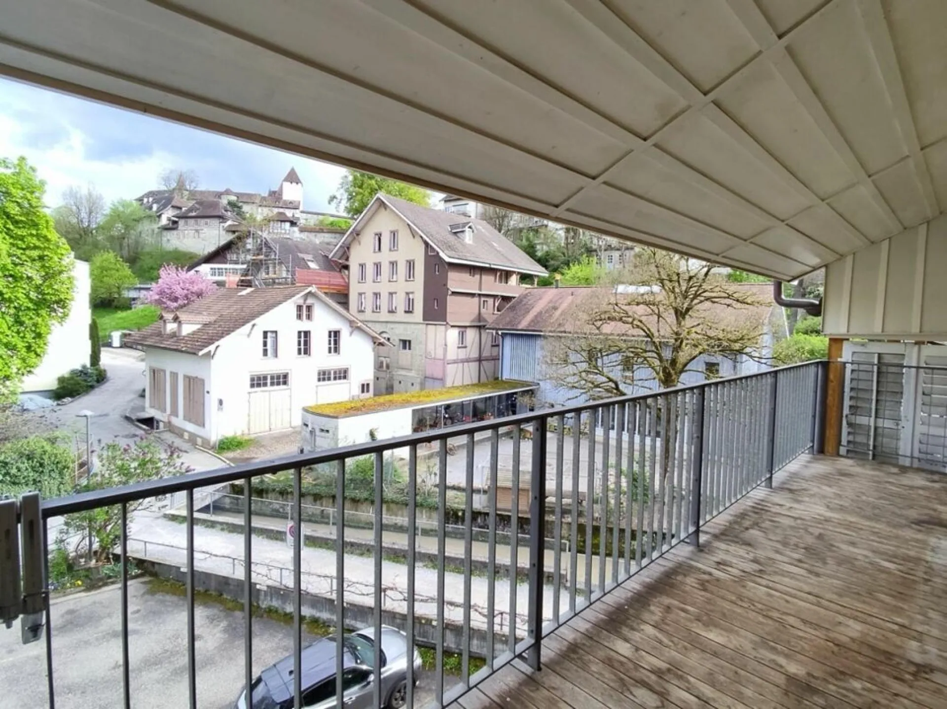 Grosszügige 4.5 Zi. Altstadtwohnung mit Balkon