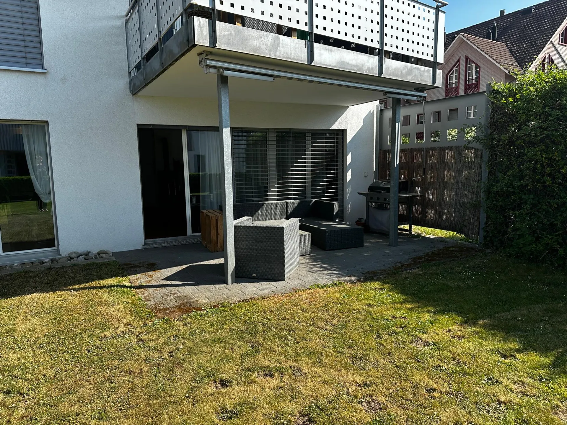 Image 12