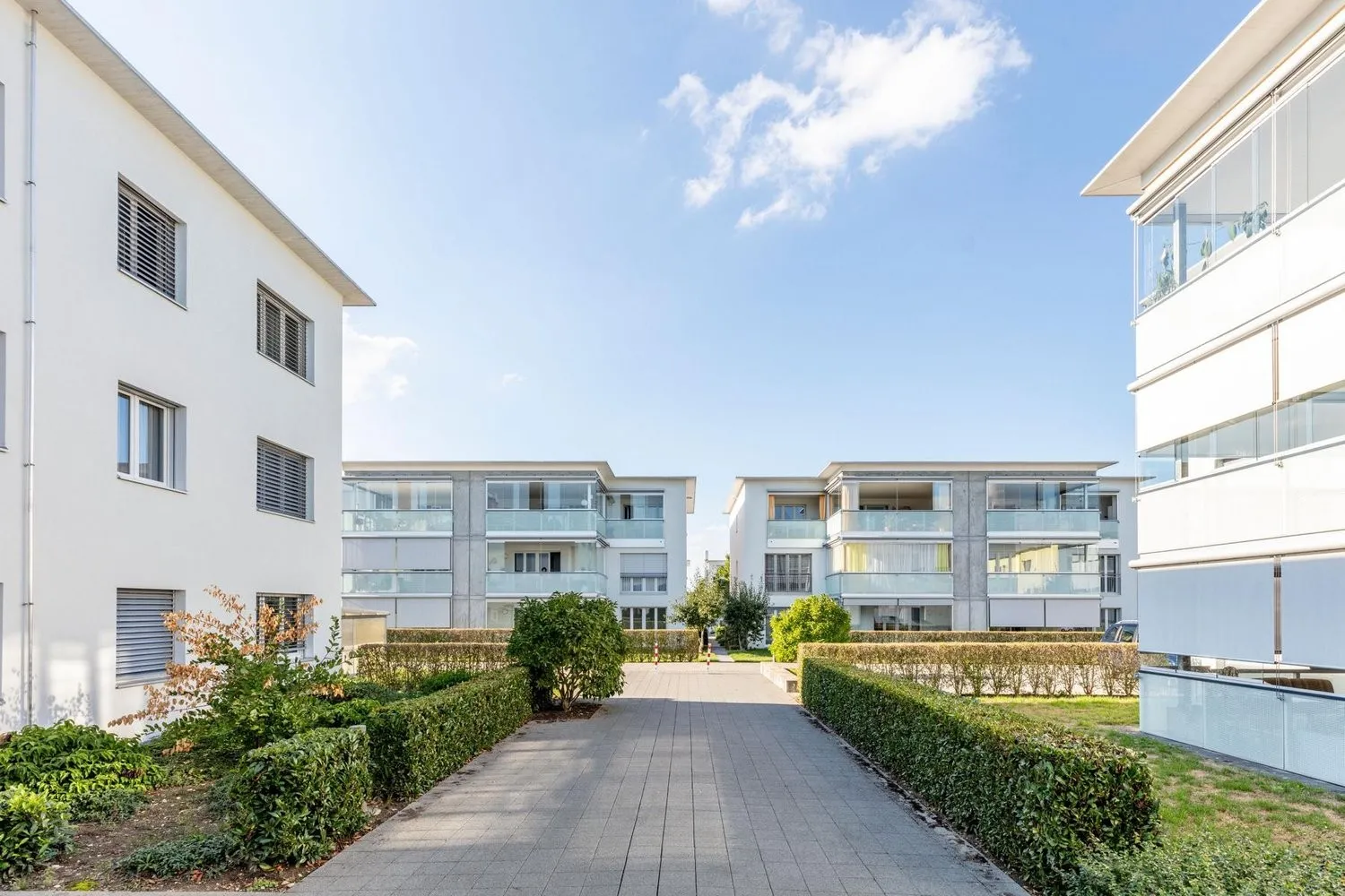 Grosszügige 2.5-Zimmerwohnung im 1. OG
