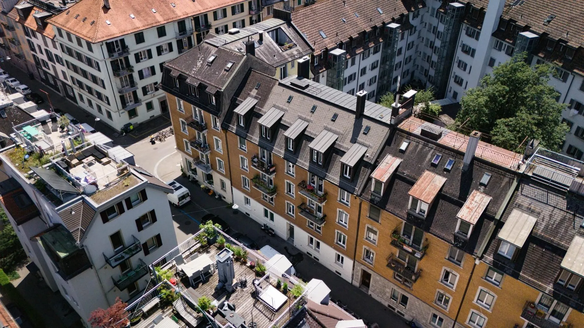 Attraktive 4-Zimmer-Wohnung in Zürich-Wiedikon – frisch renoviert