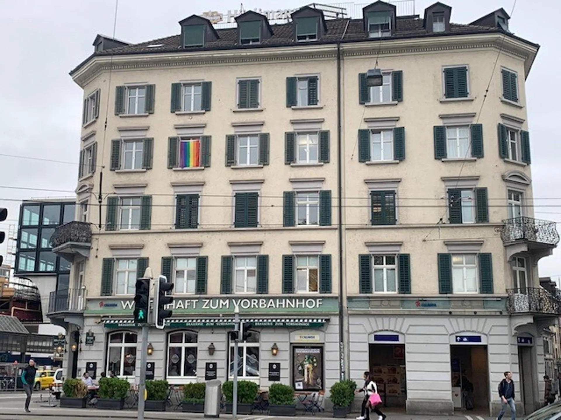 Zentral gelegene 1.0 Zimmerwohnung direkt am Zürich HB