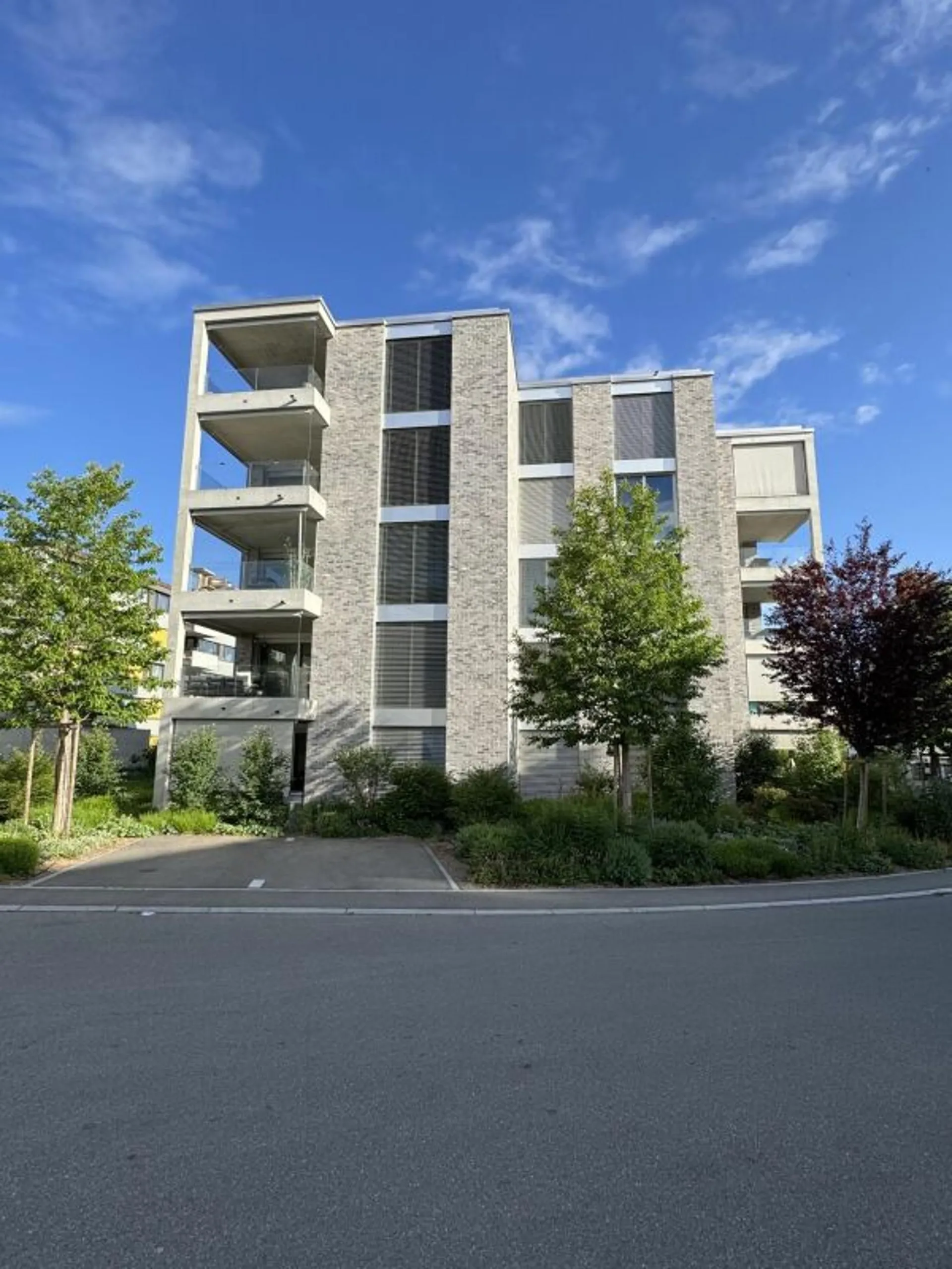Moderne WHG in ruhiger Sackgasse