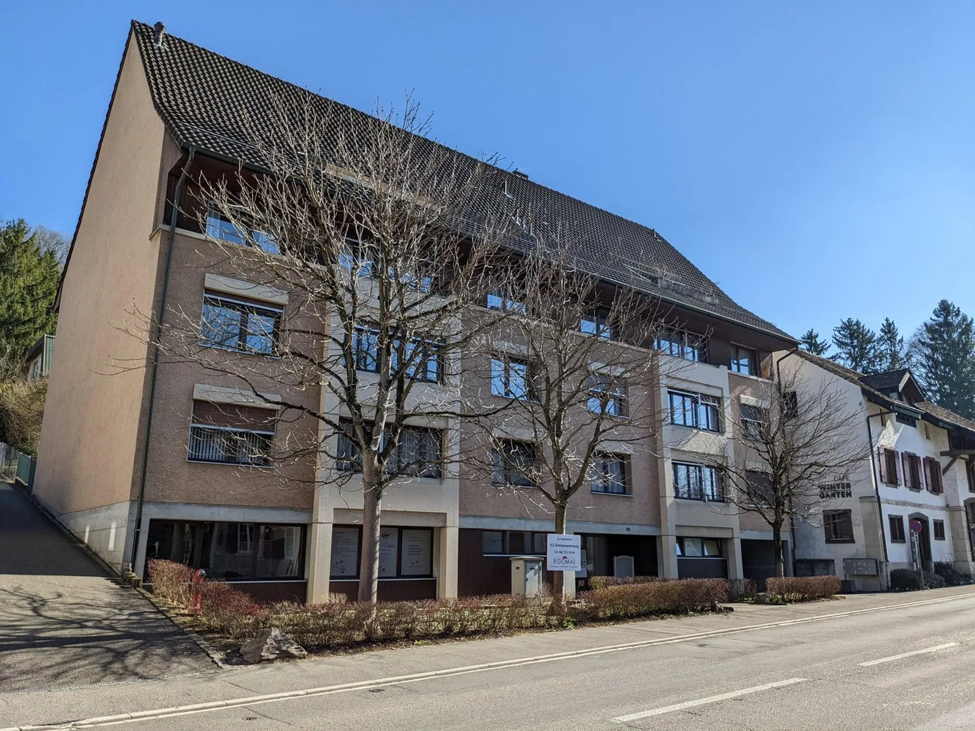 Grosszügige 4.5-Zimmerwohnung (105 m2) im alten Dorfkern von Münchenstein