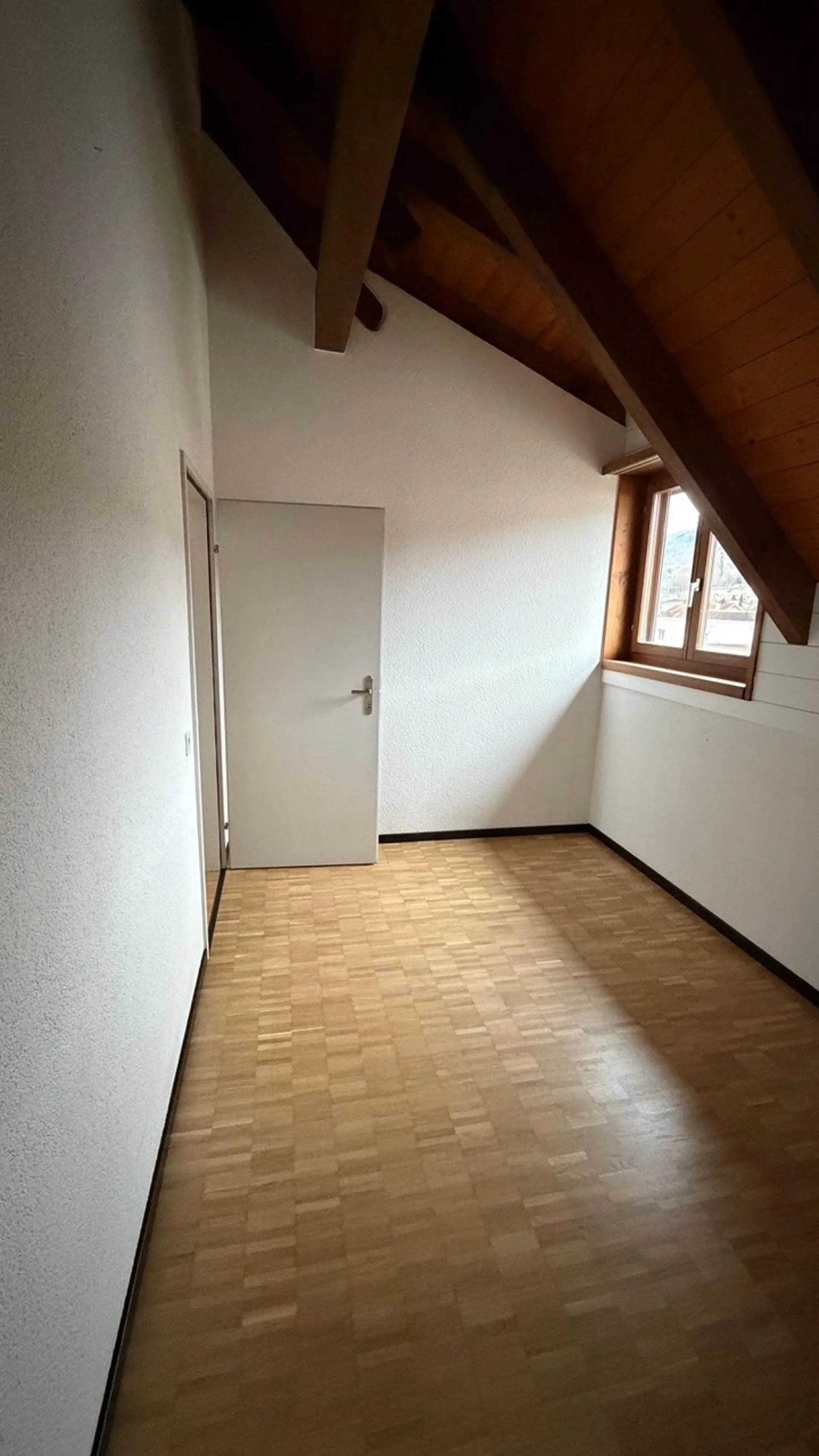 Tolle Duplex-Wohnung mit Balkon, mitten in Lengnau