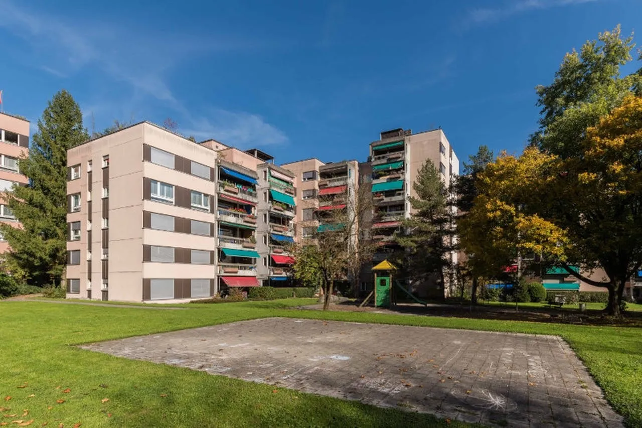 Grosszügige 3.5 Zimmerwohnung im Benziwil
