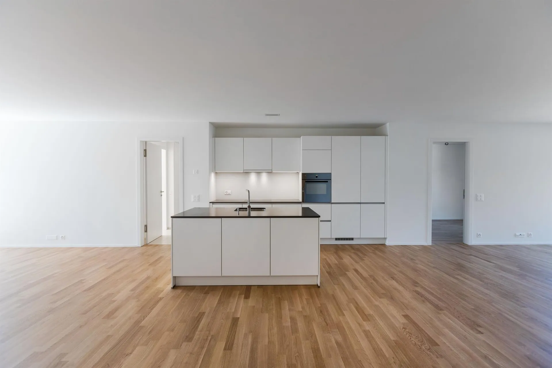 Residenza Radice  design moderno e balconi con doppia esposizione