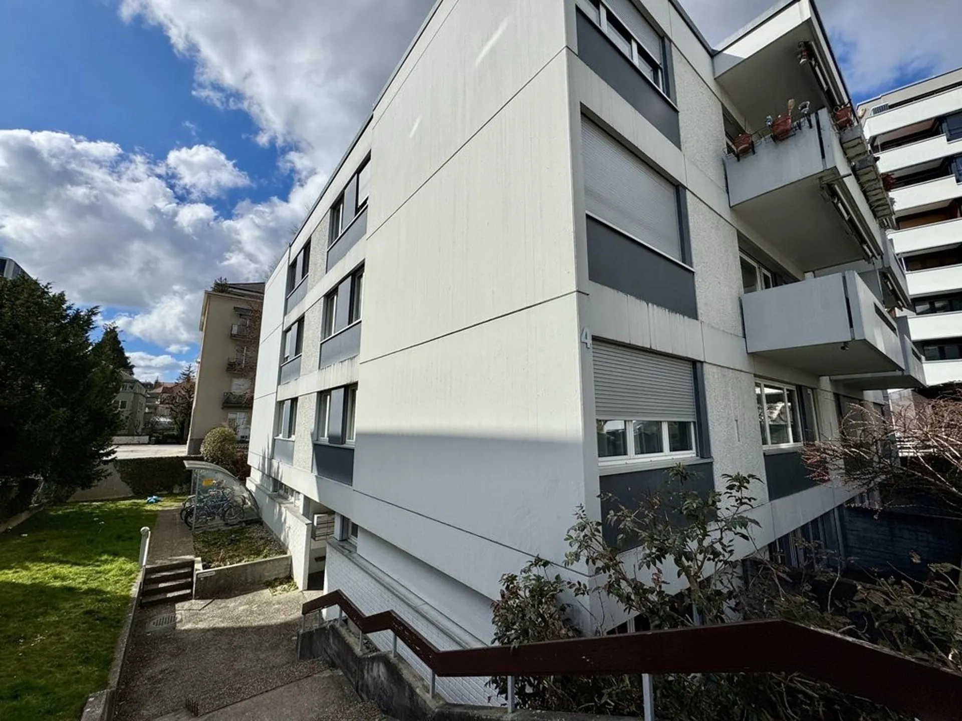 Schöne und moderne Wohnung an zentraler Lage!