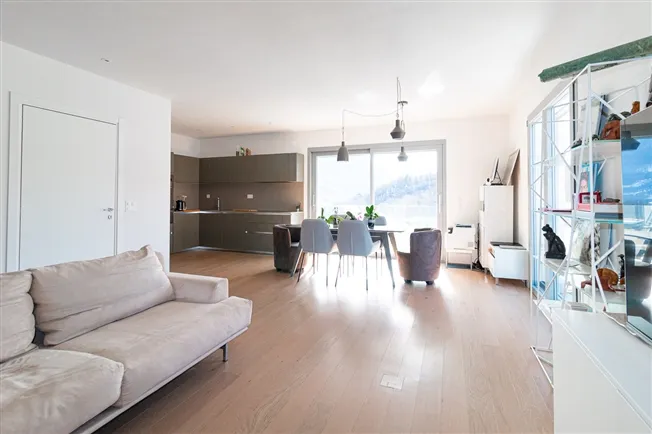Grosszügige und moderne 2.5-Zimmer-Wohnung in Lugaggia