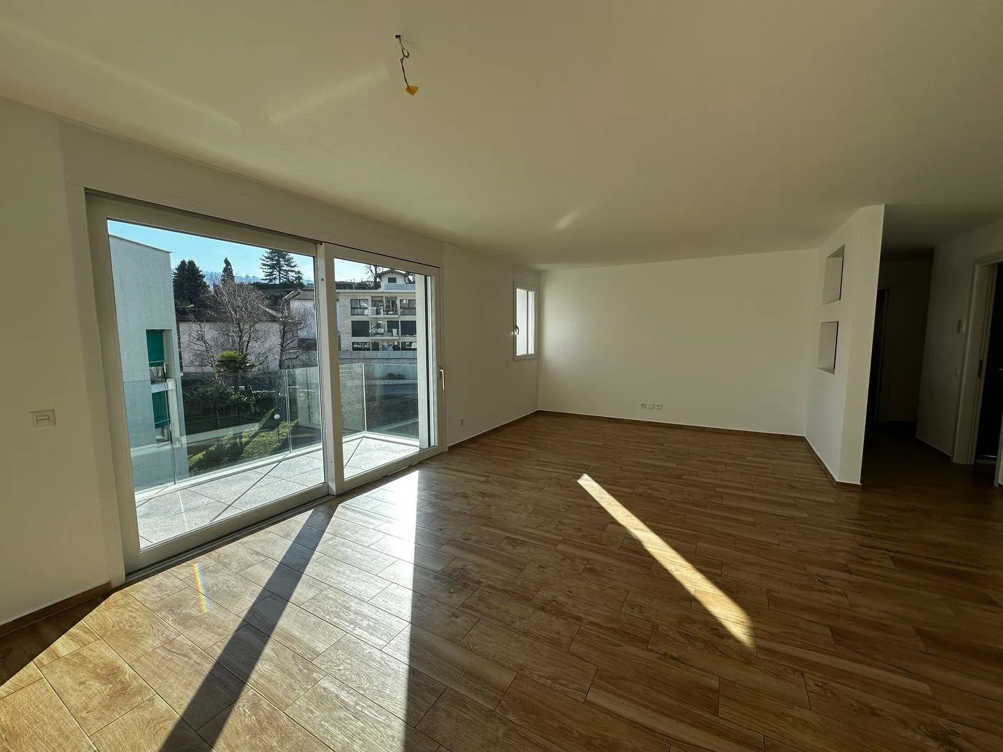 Moderno appartamento 3.5 locali di ampie dimensioni, comfort e gran...