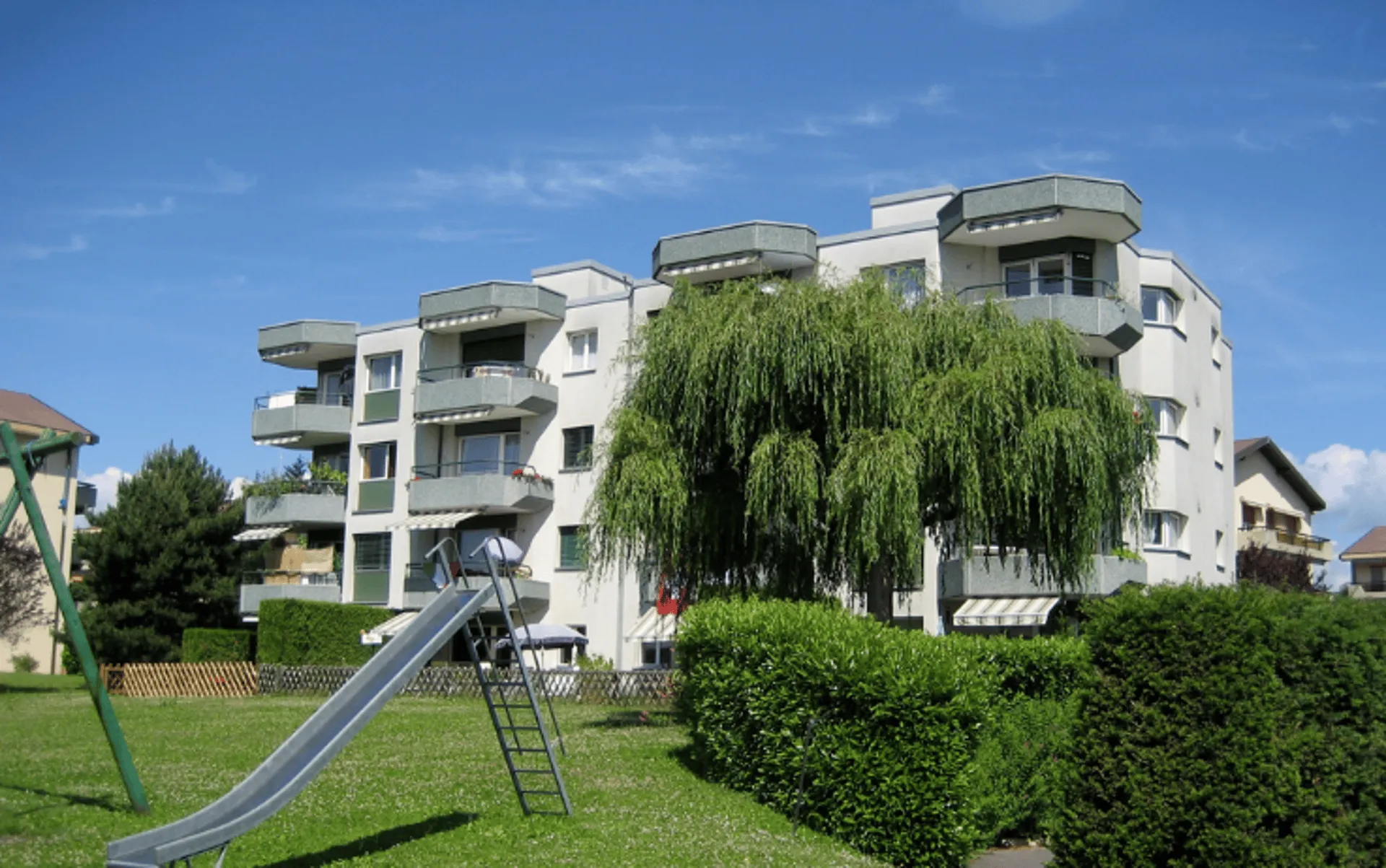 Quartier tranquille et verdoyant