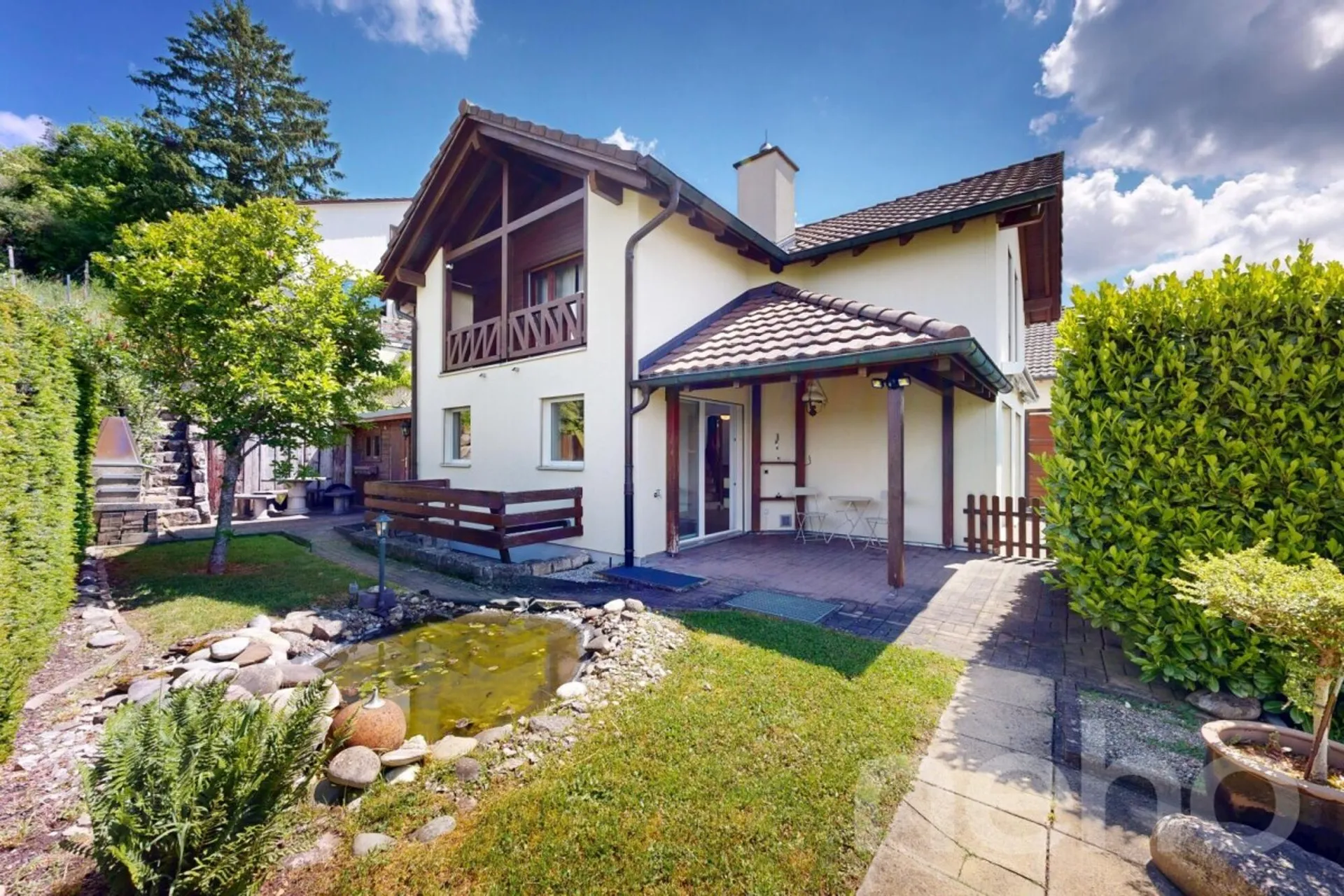 Einfamilienhaus mit viel Privatsphäre und unverbaubarem Ausblick