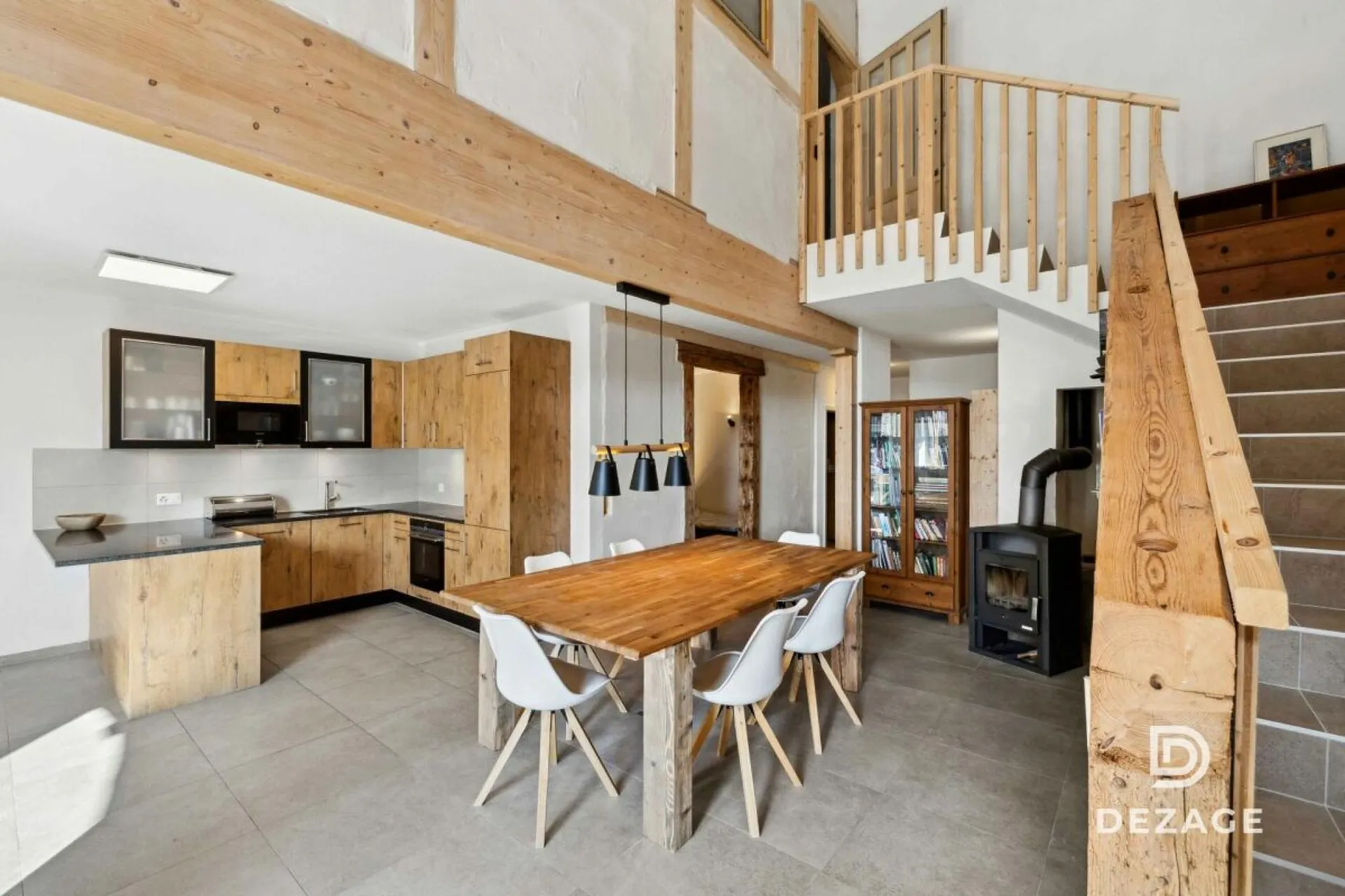 Lumineux duplex de 2 logements à 10' d'Aubonne