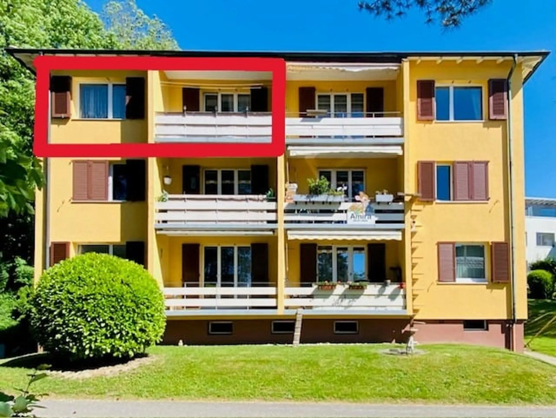 Charmante 3-Zimmer-Wohnung mit Balkon und schöner Aussicht in Attiswil