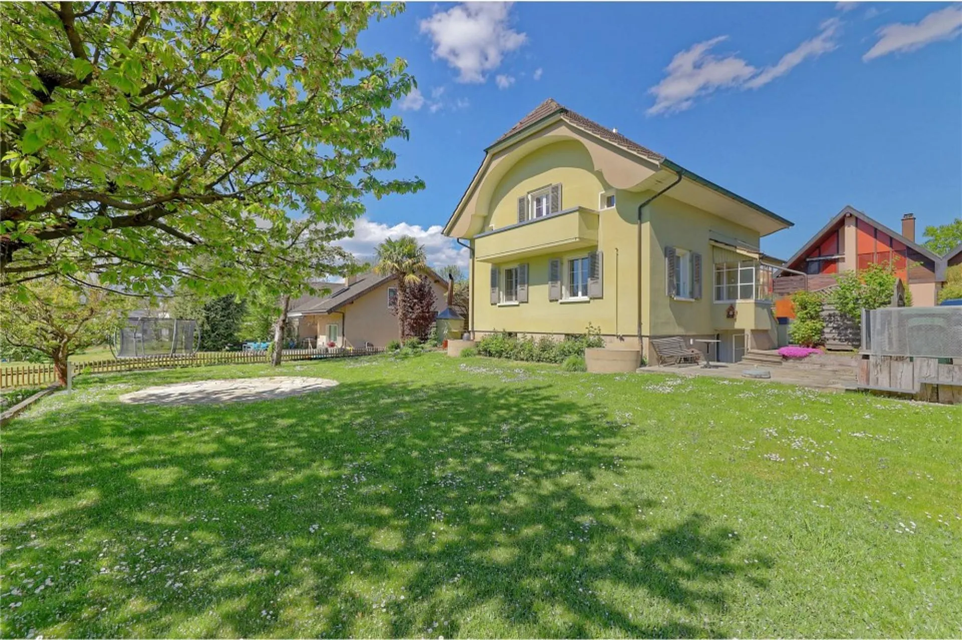 4½-Zimmer Einfamilienhaus mit Potenzial und viel Umschwung