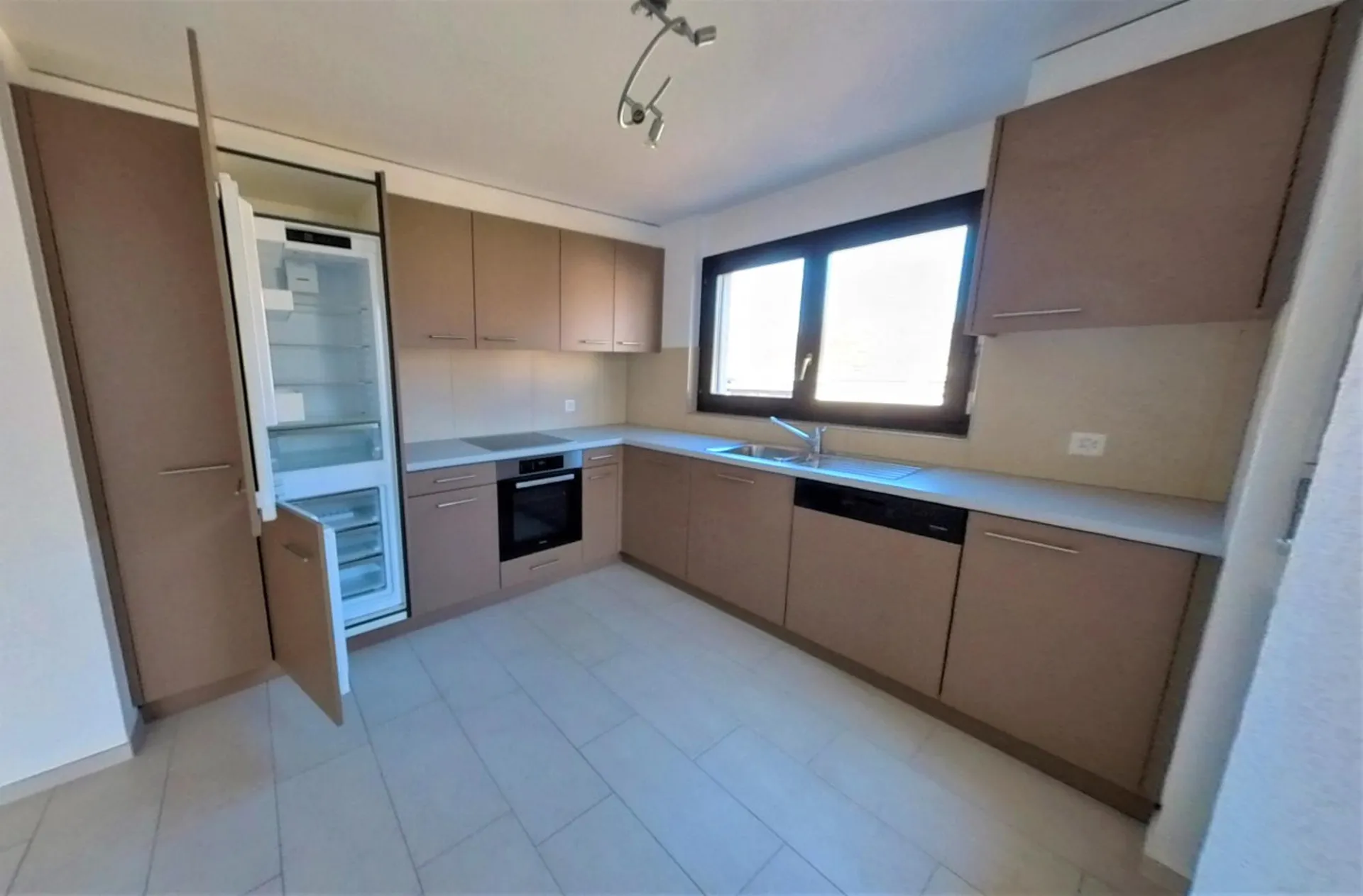 Châteauneuf/Conthey  4.5 pièces  82m2  2 balcons