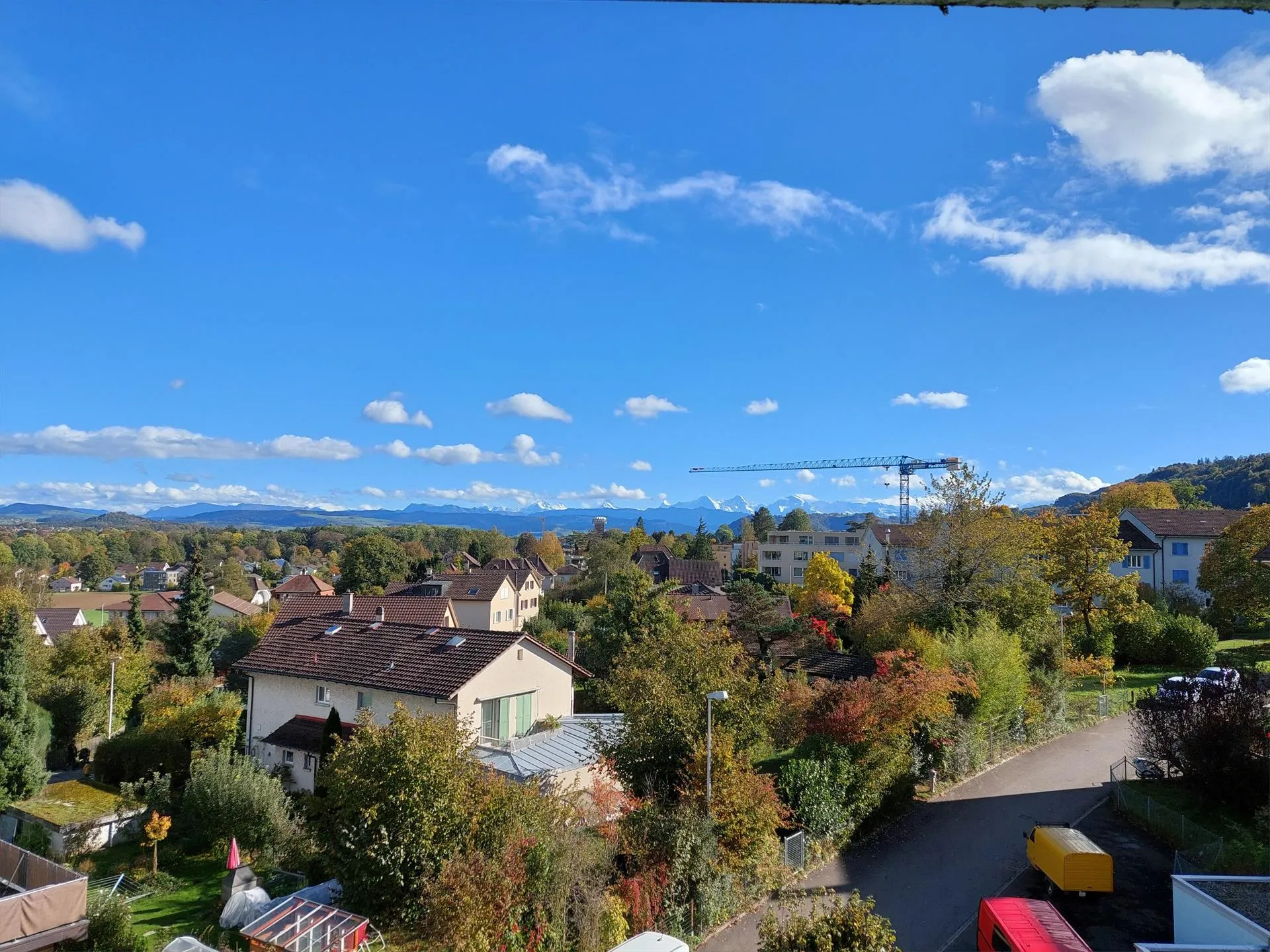 2.5 Zimmerdachwohnung mit Bergsicht nahe Eichholz