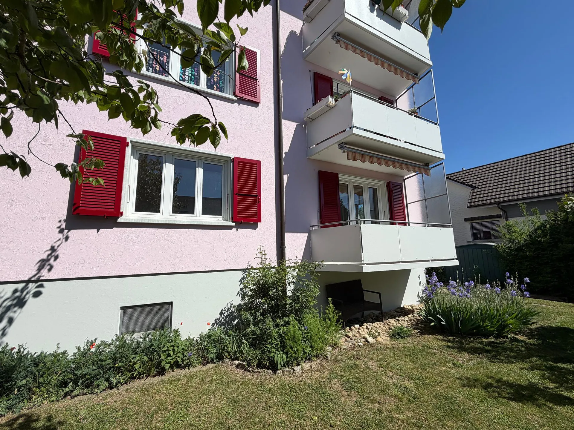 3.5-Zimmer-Bijou mit Balkon in Grenchen