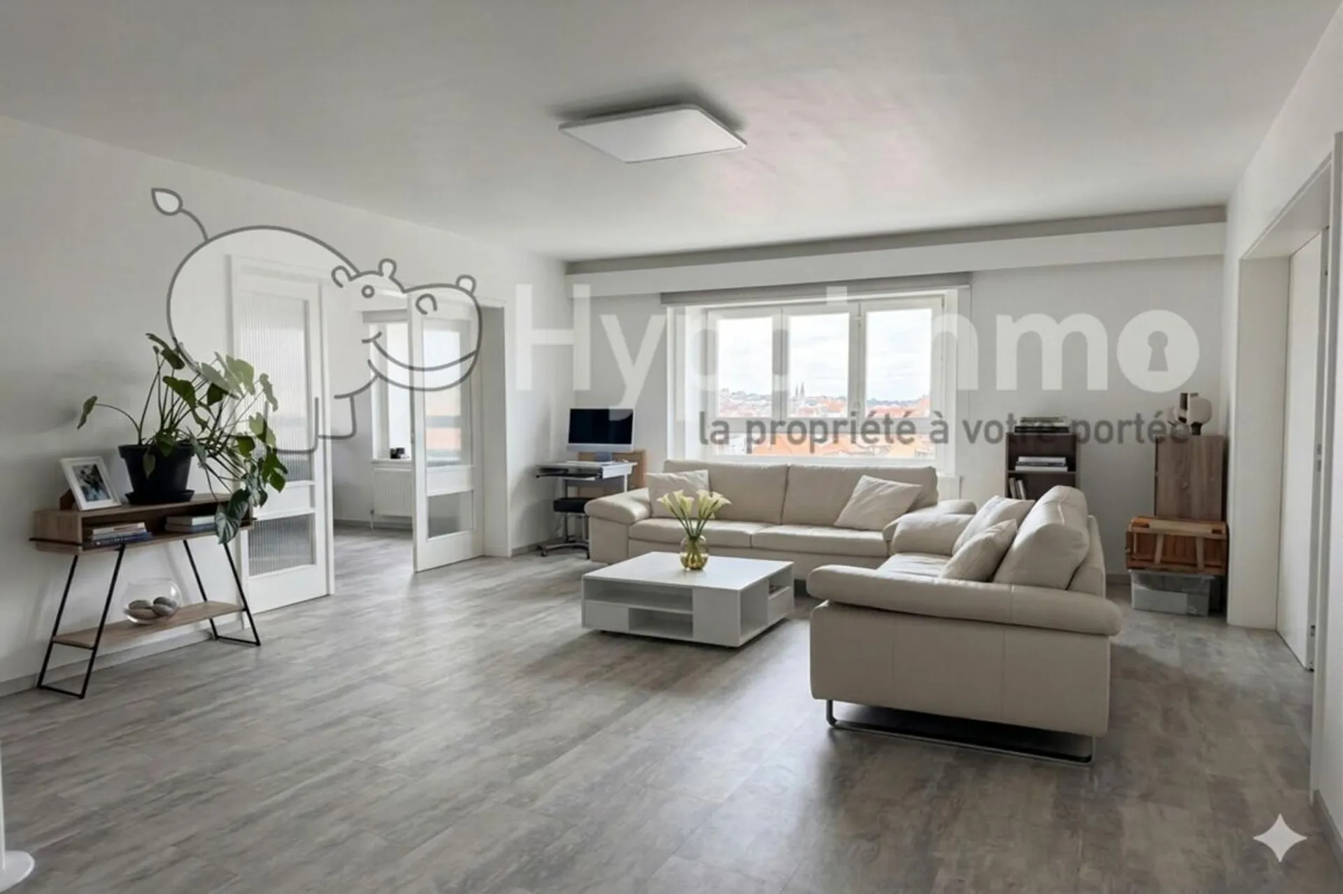 Lumineux et spacieux appartement de 8 pièces