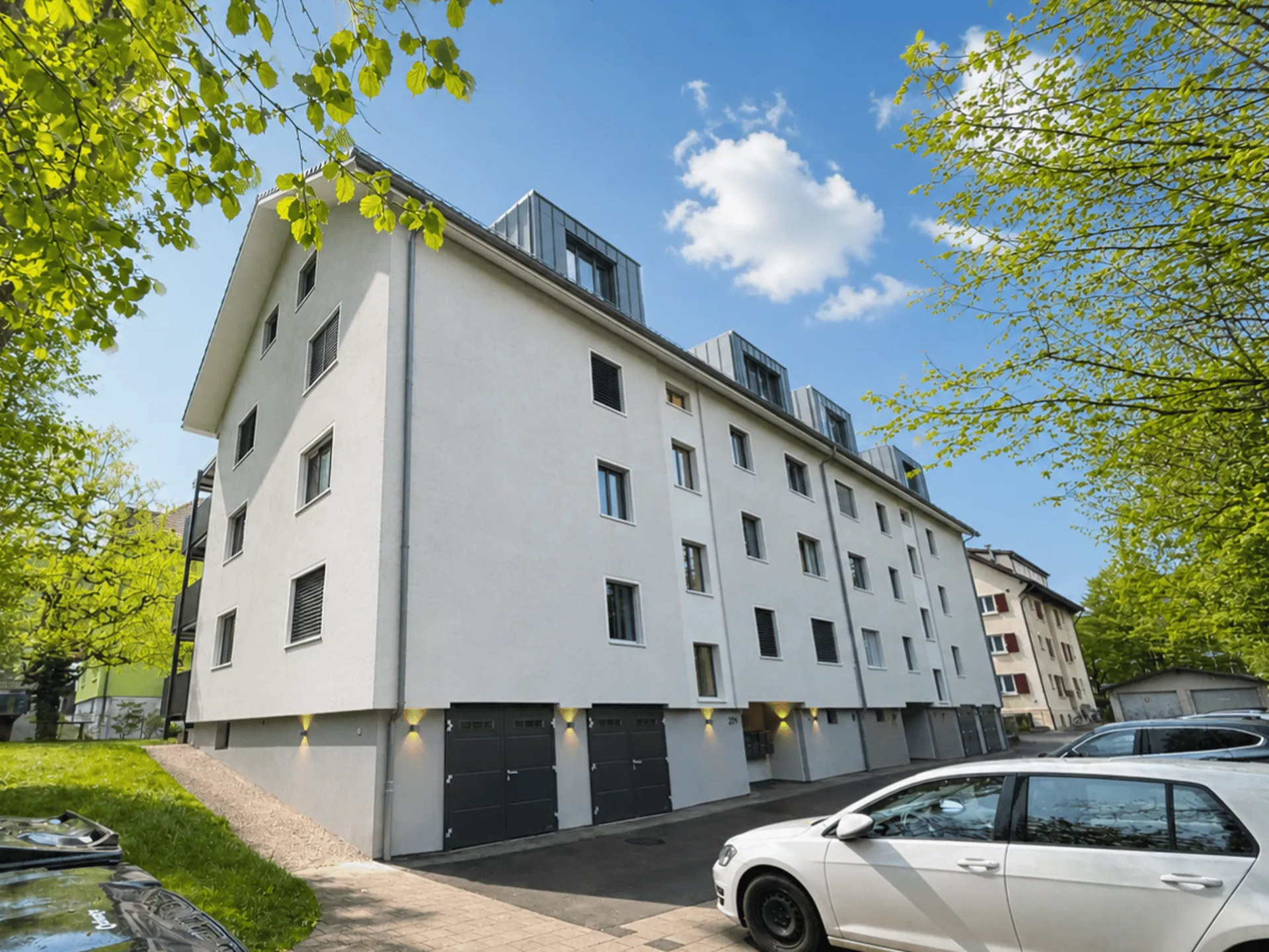 hochwertig 4.5-Zimmer-Dachwohnung im Herzen von Wabern