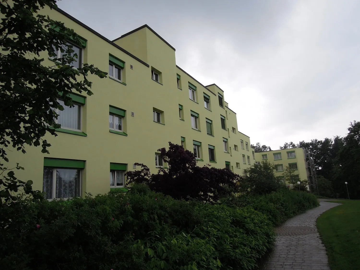 Sonnige 3-Zimmer-Wohnung im autofreien Quartier – ruhig gelegen und bestens angebunden