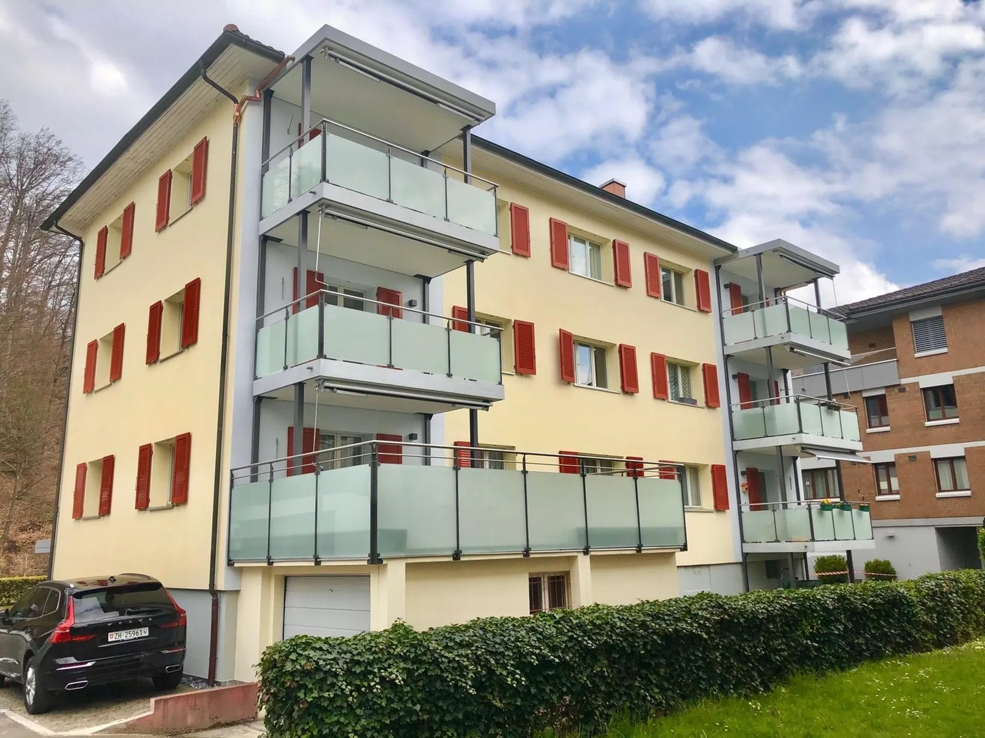 Morderne, helle 4 Zimmerwohnung mit hochwertigen Ausbau in Horw