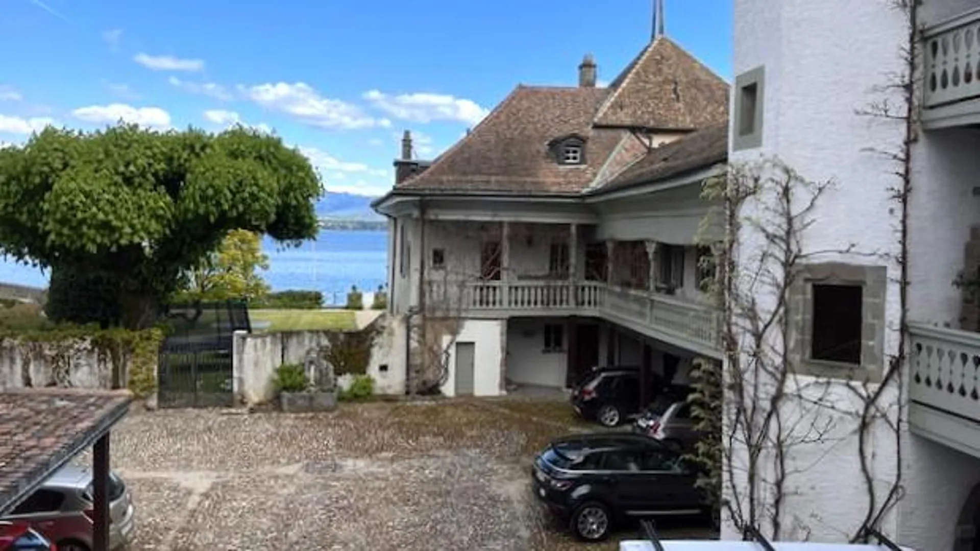 Appartement atypique de 6.5 pièces avec loggia
