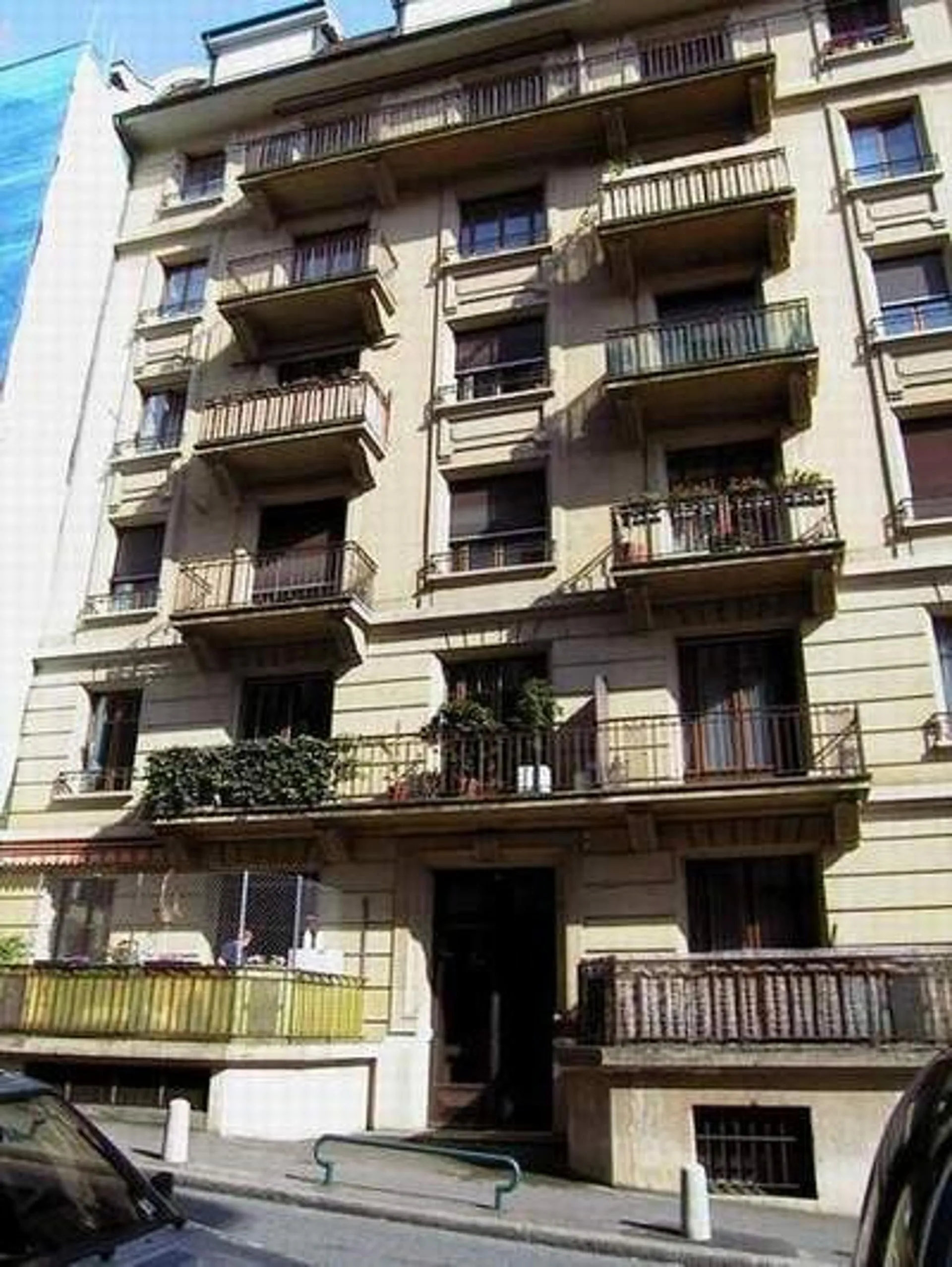 Idéalement situé, magnifique duplex en attique de 7 pièces