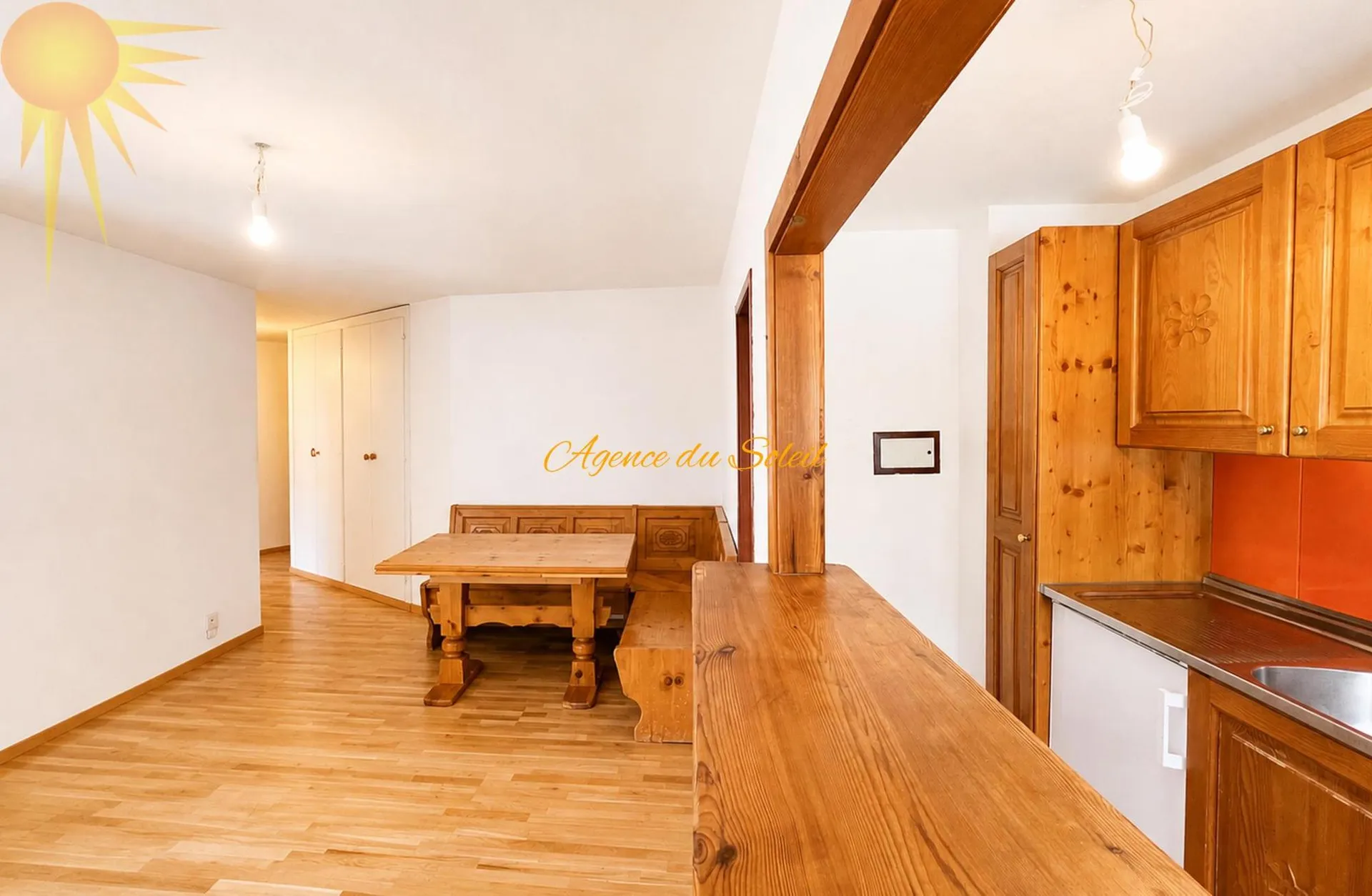 Adorable pied-à-terre de 3.5 pièces à proximité du funiculaire de Montana !