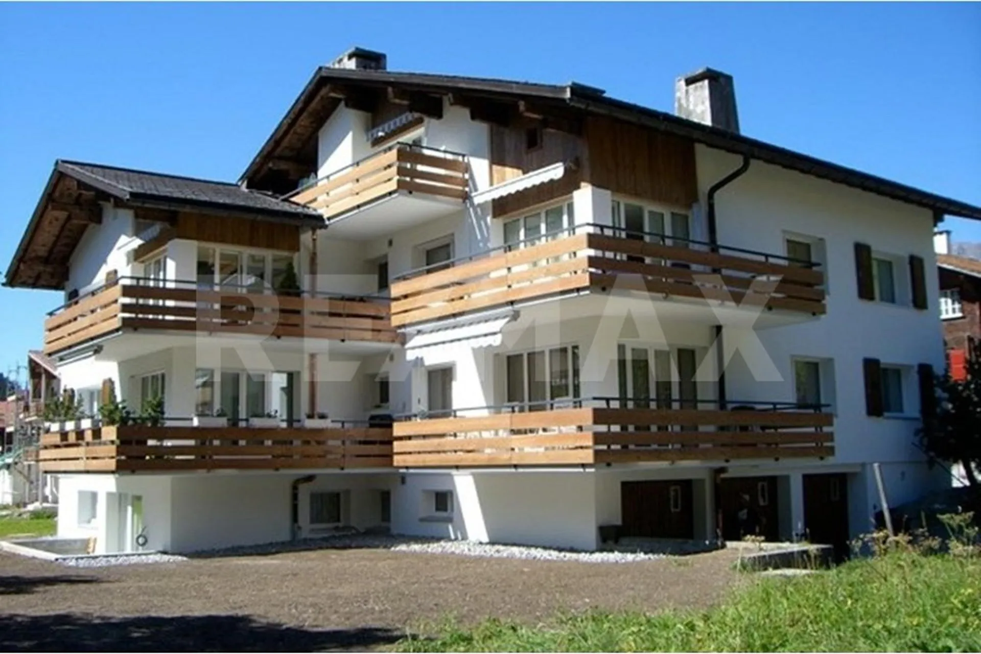 ERSTWOHNUNG 3 Zimmer Wohnung im Erdgeschoss