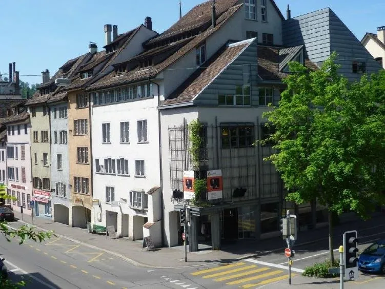 Helle 2 Zimmer-Wohnung im Herzen der Altstadt mit Blick auf Munot