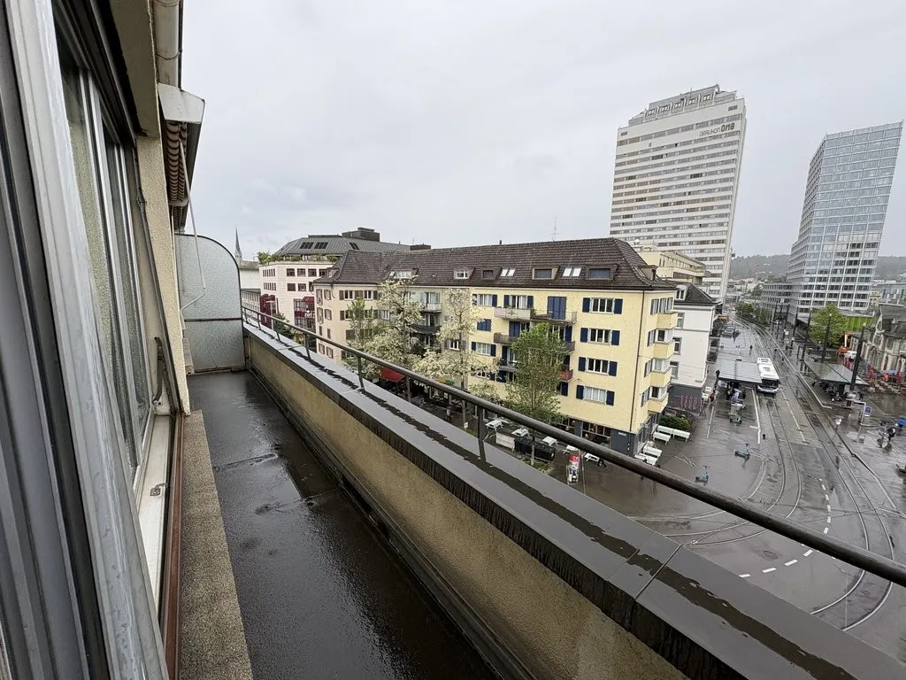 Charmante 3-Zimmerwohnung an zentraler Lage in Zürich-Oerlikon