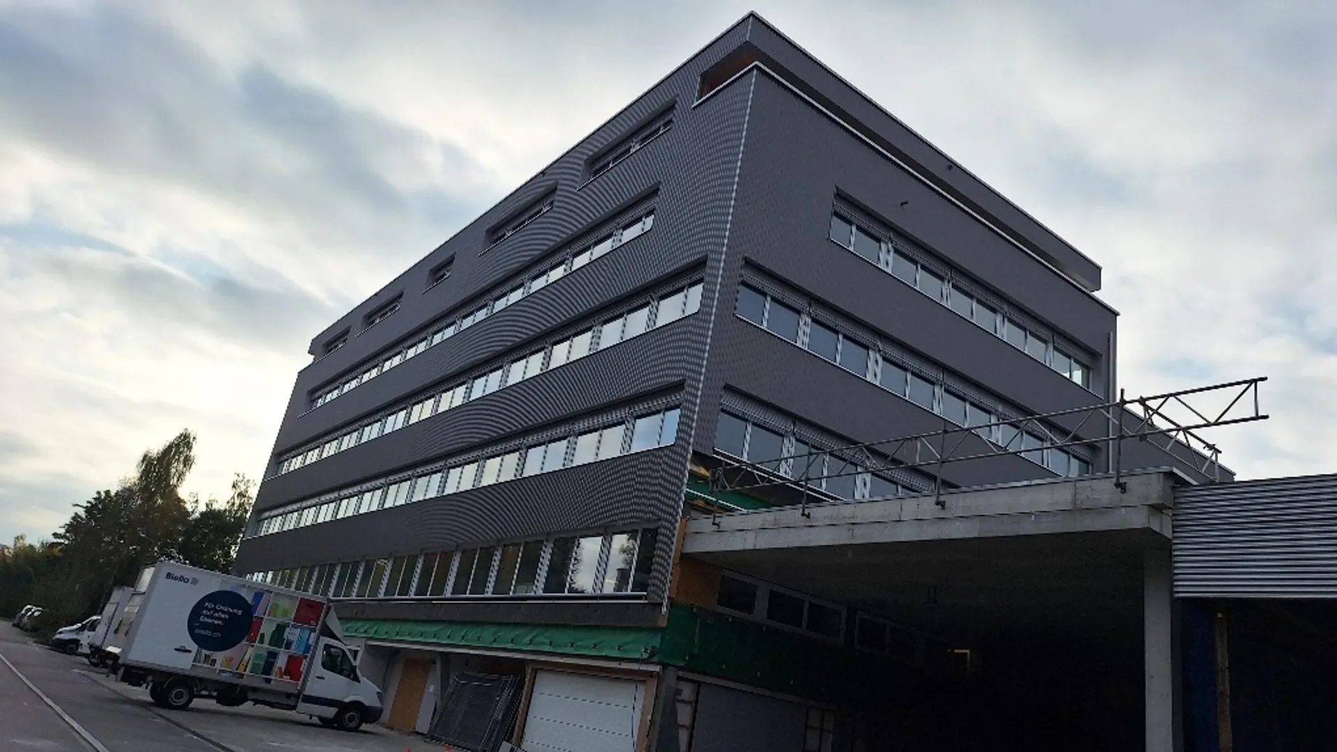Moderne 5.5 Zimmer-Neubauwohnung