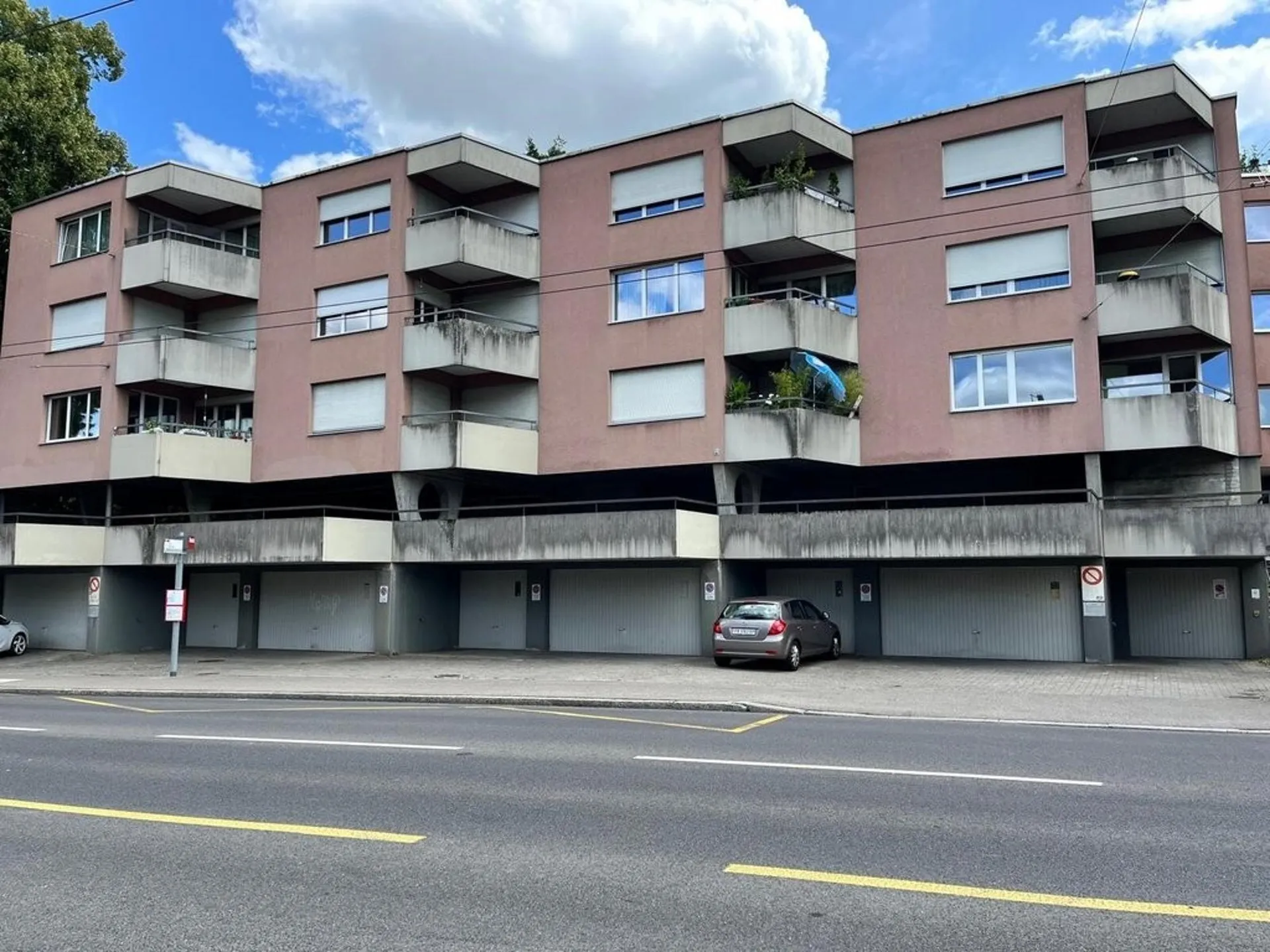 Un 2.5pcs à louer à Bienne / Ein 2.5 ZWG in Biel zu vermieten !