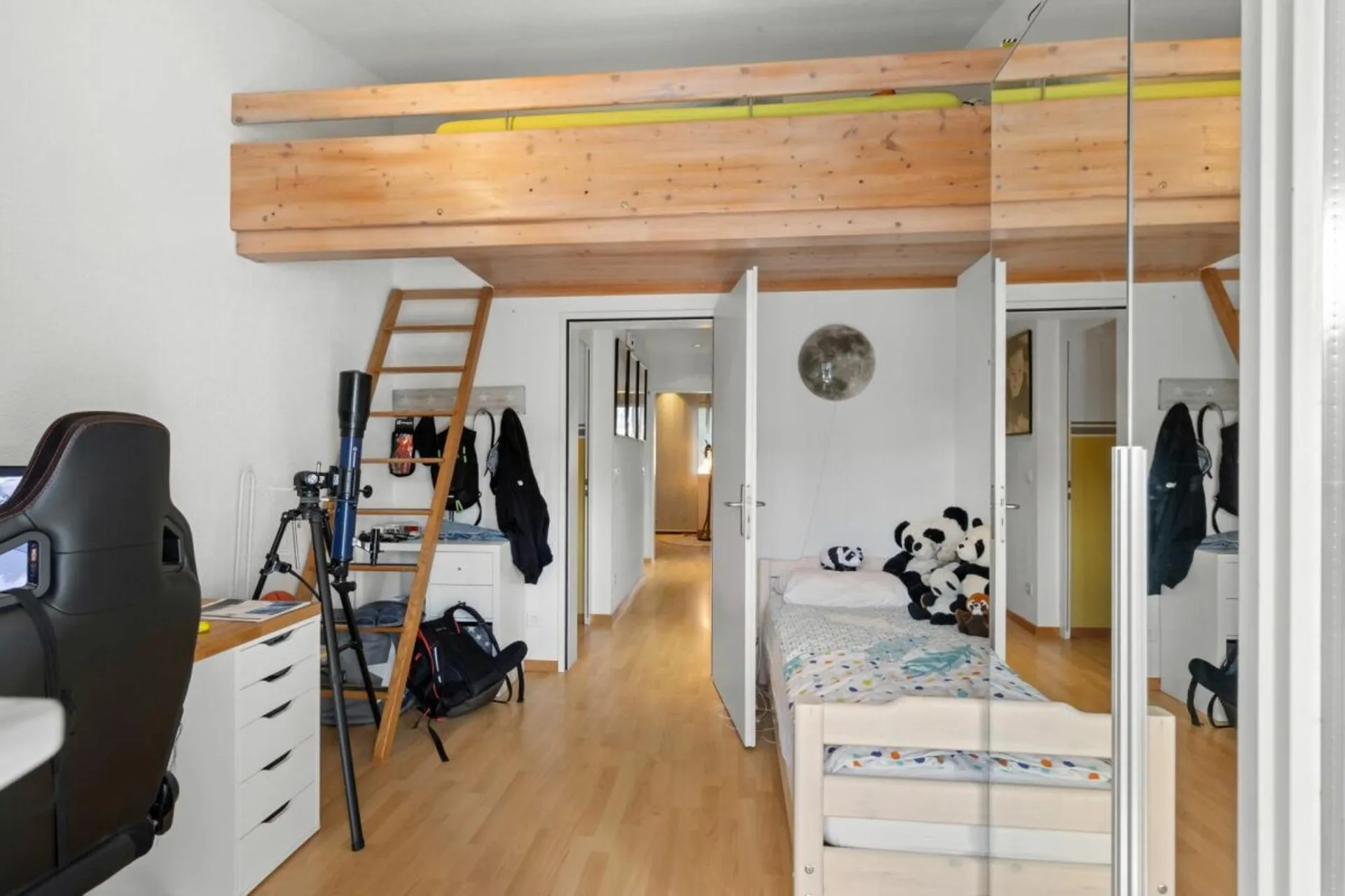 Image 7