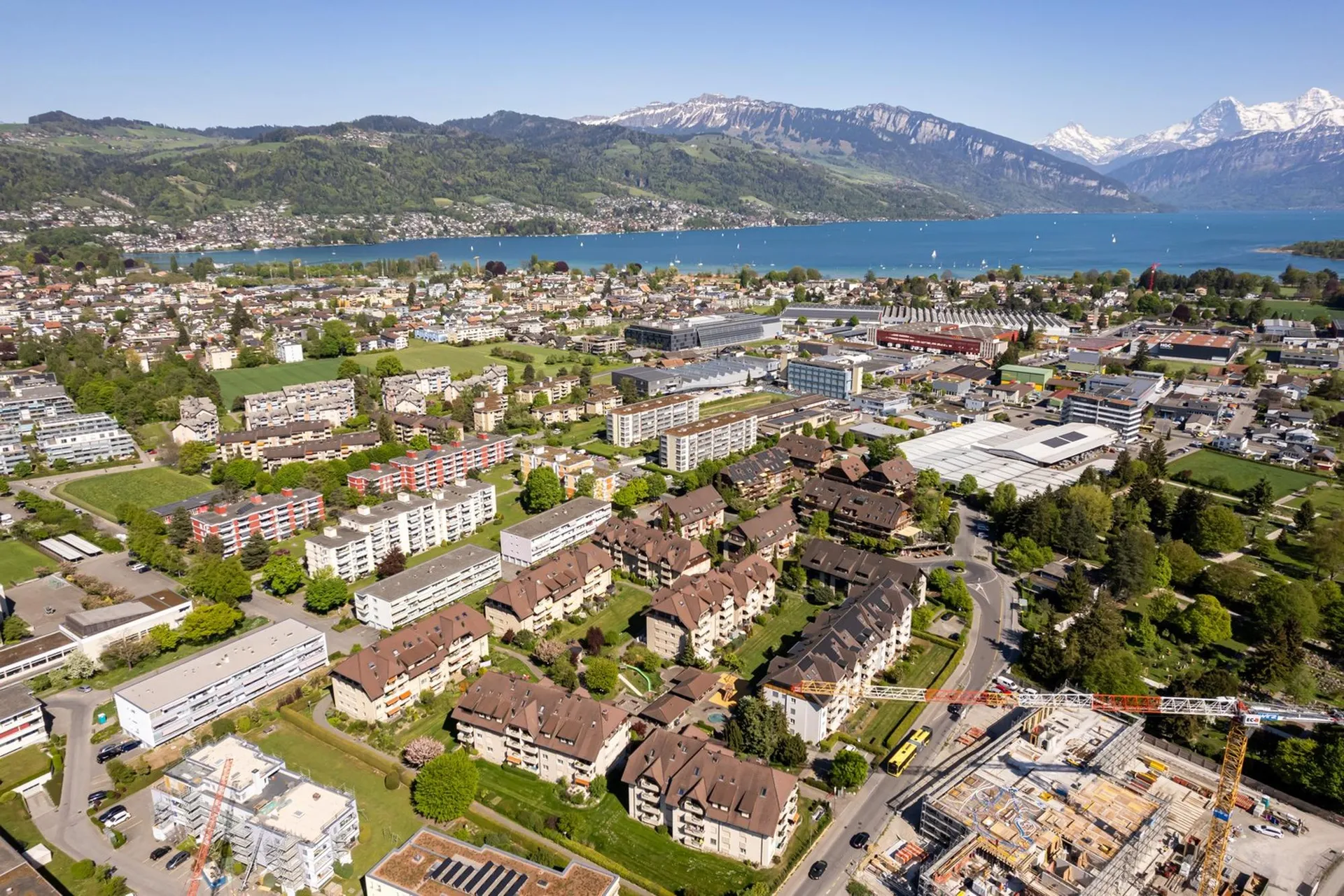 2.5 Zimmer-Wohnung mit Lift in Thun
