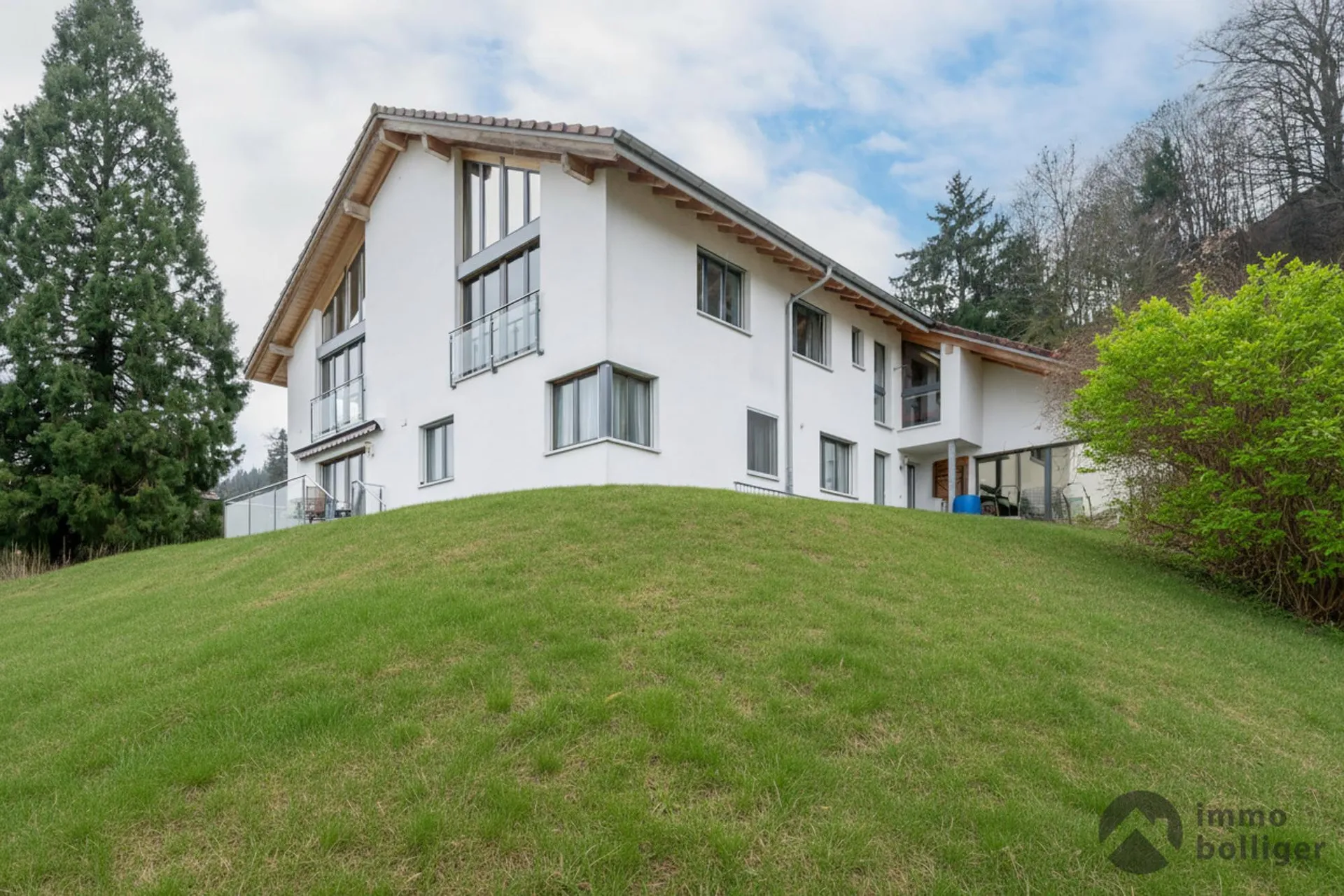 Zweifamilienhaus mit dem gewissen Etwas!