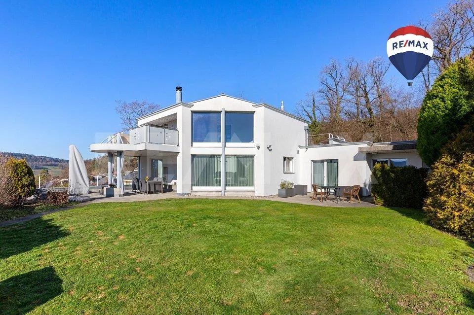 Architektonisches 6.5-Zi.-EFH mit Weitsicht