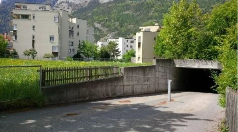 Freier Motorradplatz - Greifen Sie zu!