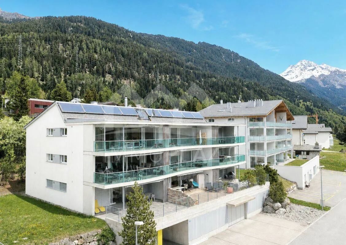 Neuwertige 3½ Zi.-Ferienwohnung an bester Lage