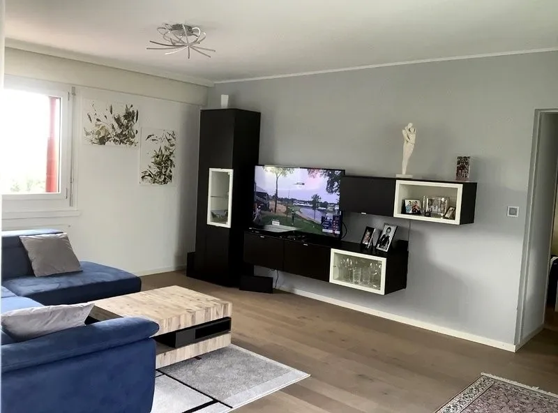 3½ ZIMMER-ATTIKAWOHNUNG IN ADLIKON B. REGENSDORF (ZH), MÖBLIERT, TEMPO