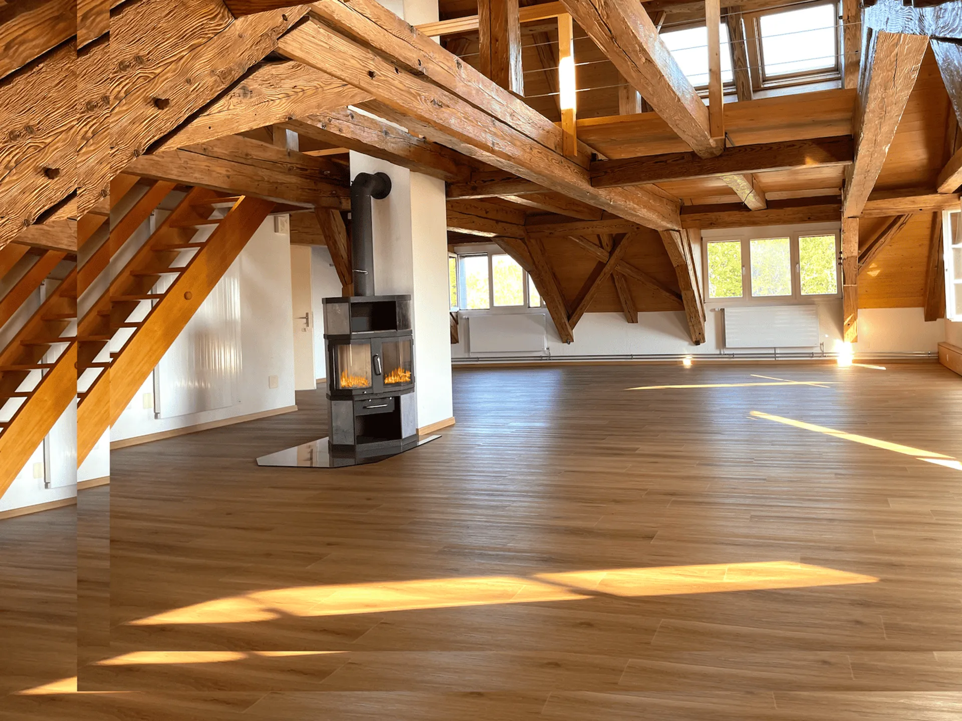 Ihr Traumloft wartet auf Sie: Einzigartiges Wohnerlebnis auf 140m².Perfekt auch als Gewerbe geeignet