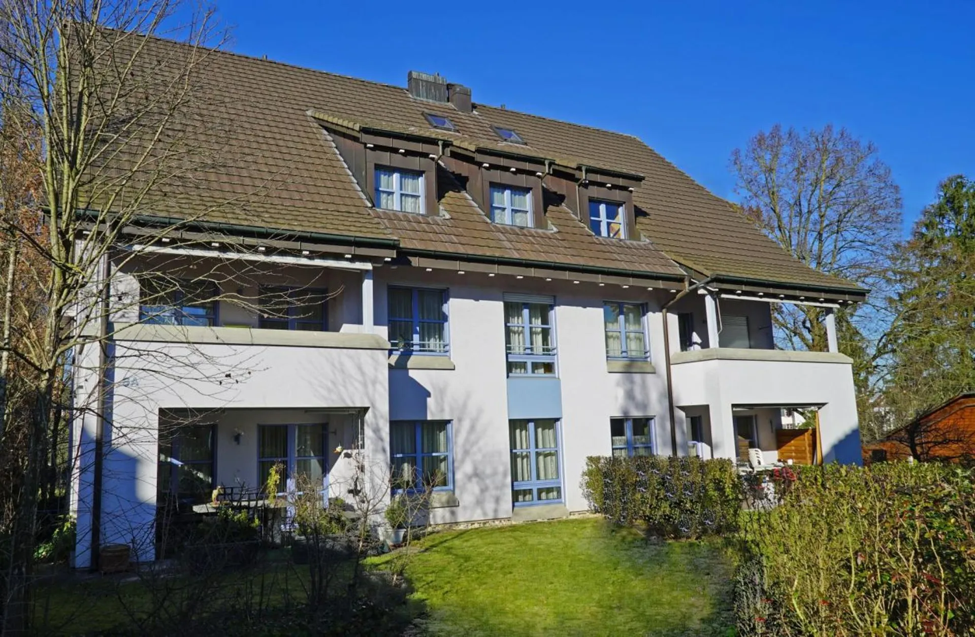 3.5-Zimmer-Gartenwohnung mit viel Privatsphäre